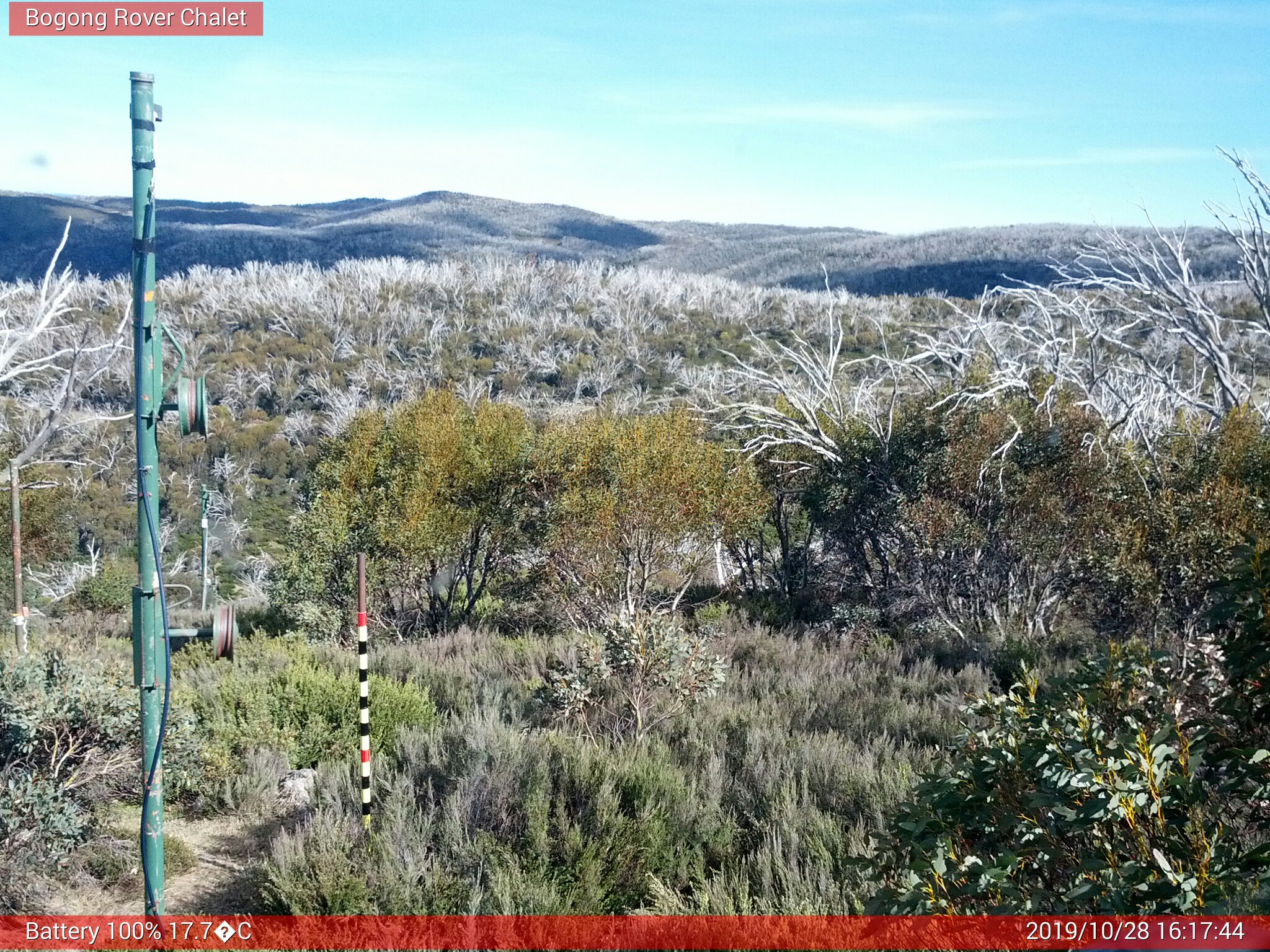 Bogong Web Cam 4:17pm Monday 28th of October 2019