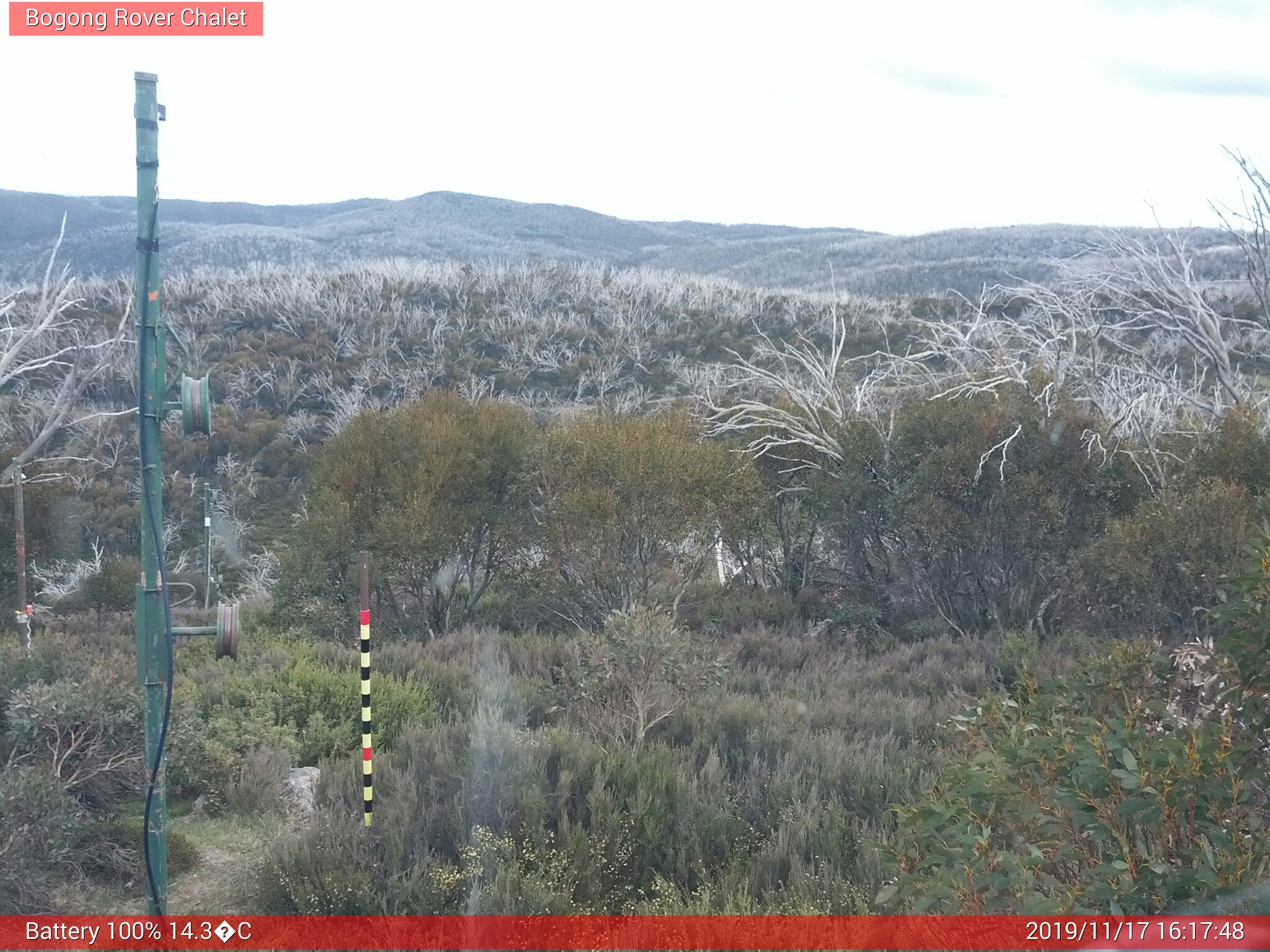 Bogong Web Cam 4:17pm Sunday 17th of November 2019