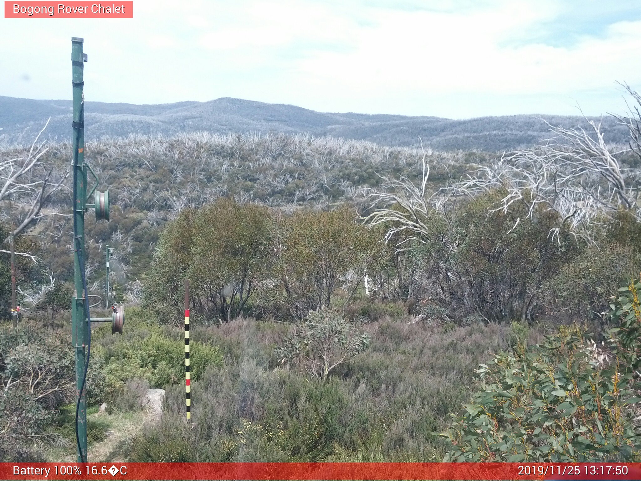 Bogong Web Cam 1:17pm Monday 25th of November 2019