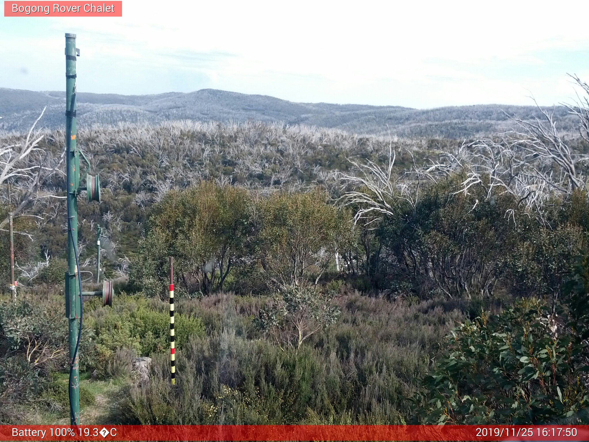 Bogong Web Cam 4:17pm Monday 25th of November 2019