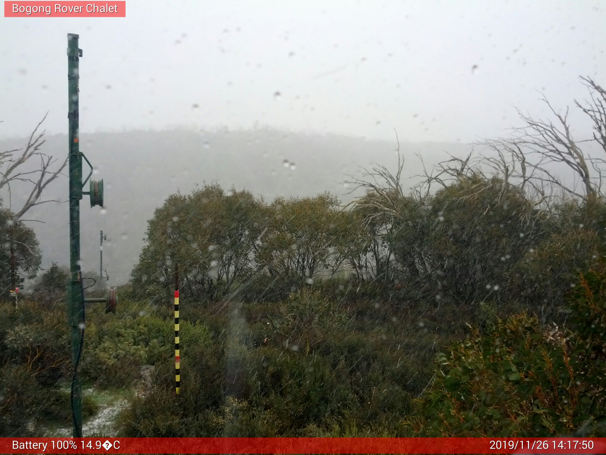 Bogong Web Cam 2:17pm Tuesday 26th of November 2019