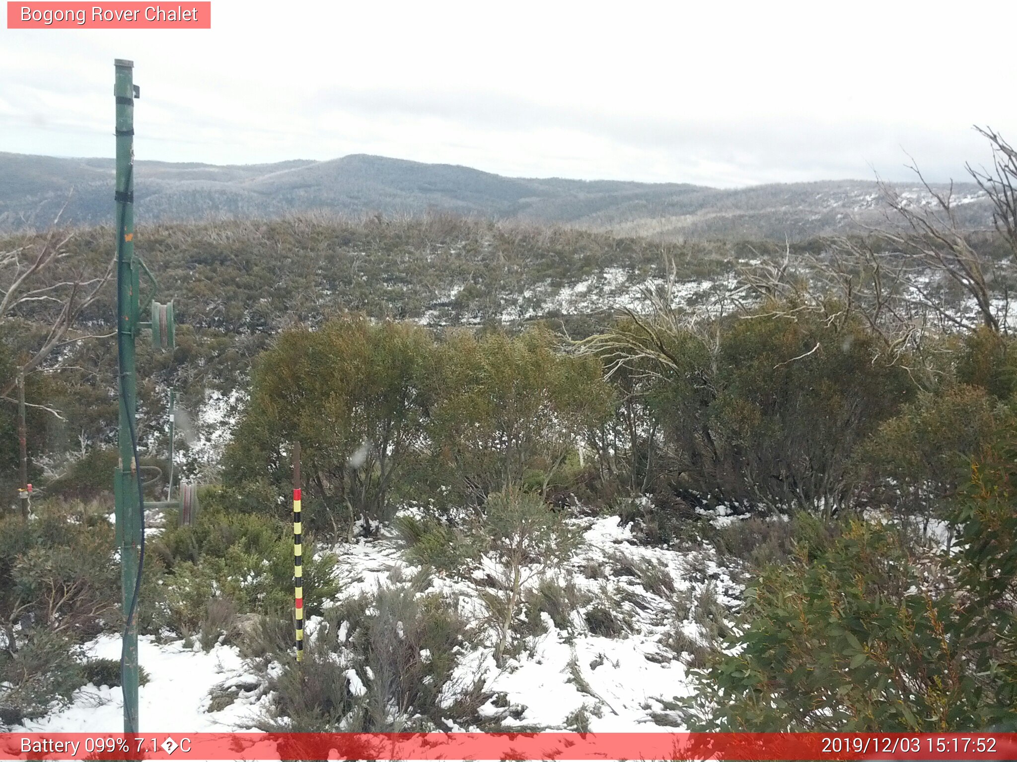 Bogong Web Cam 3:17pm Tuesday 3rd of December 2019