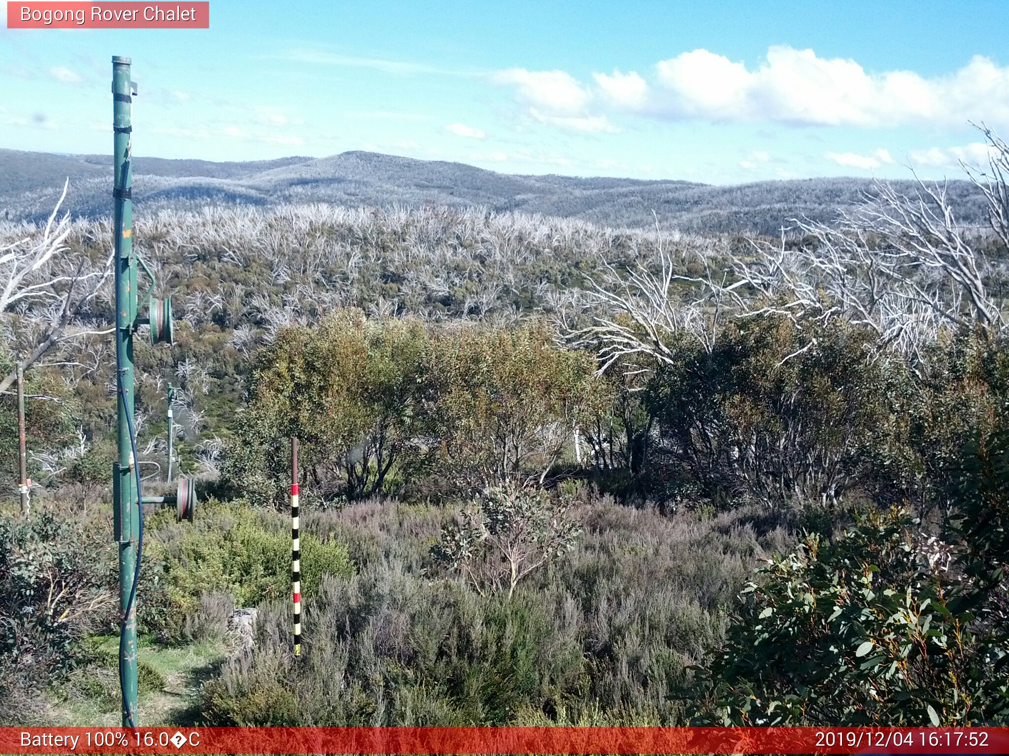 Bogong Web Cam 4:17pm Wednesday 4th of December 2019