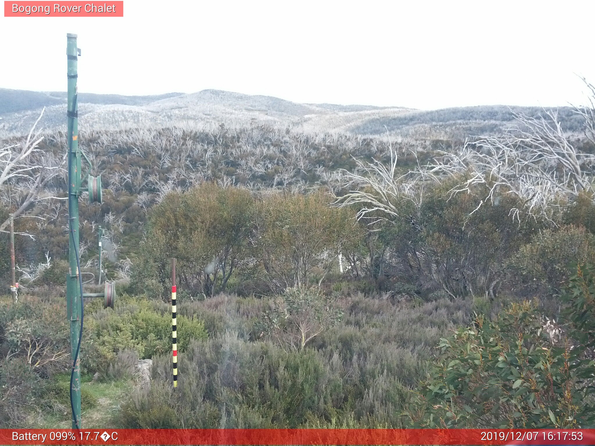 Bogong Web Cam 4:17pm Saturday 7th of December 2019