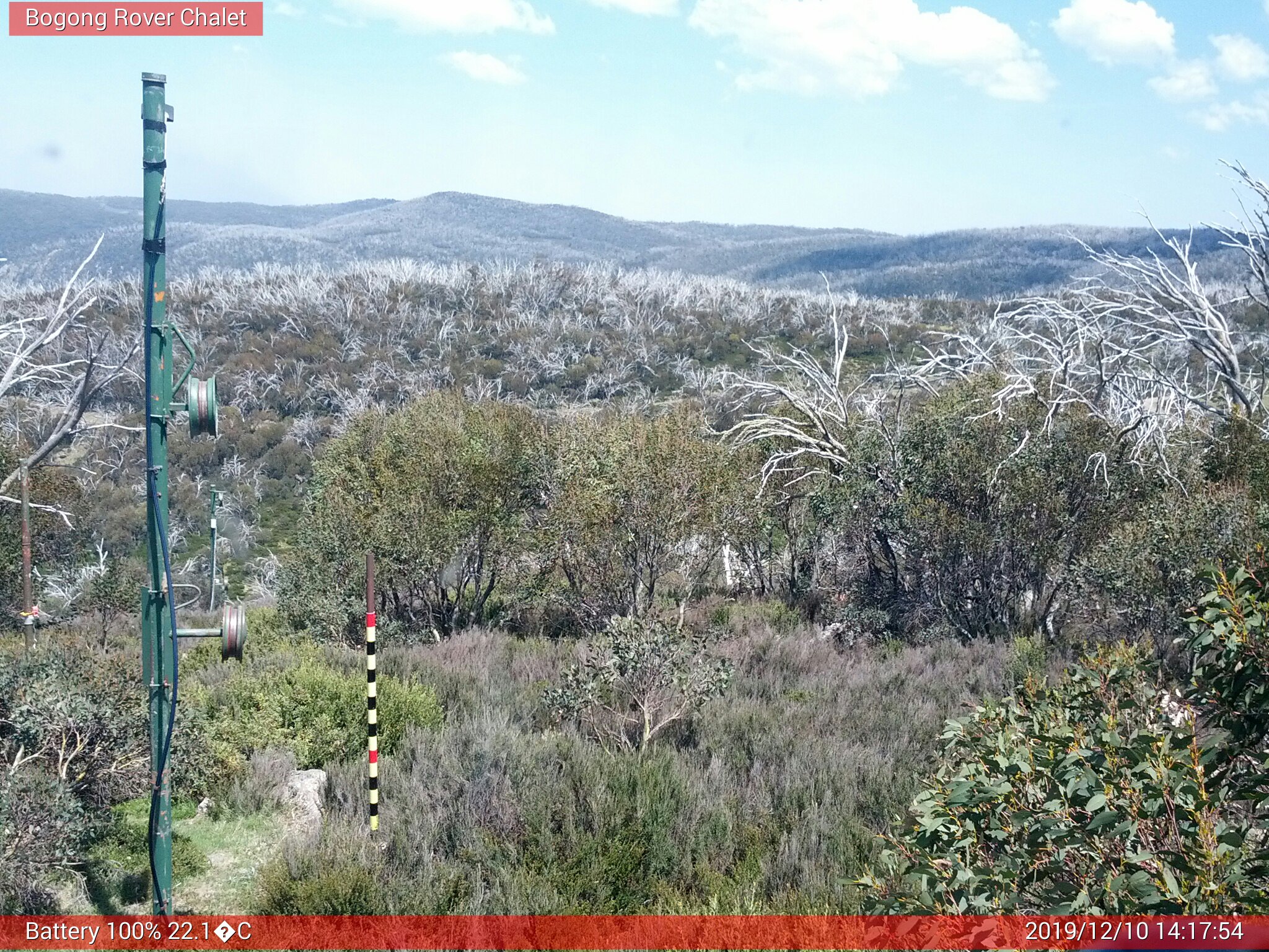 Bogong Web Cam 2:17pm Tuesday 10th of December 2019