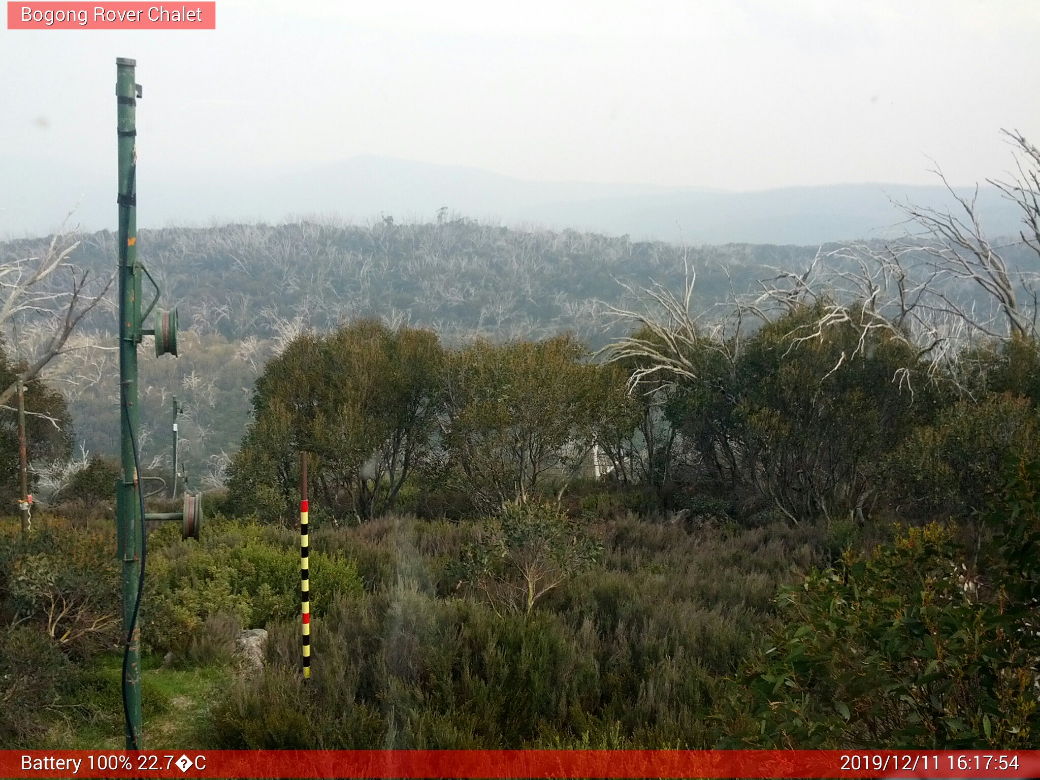 Bogong Web Cam 4:17pm Wednesday 11th of December 2019