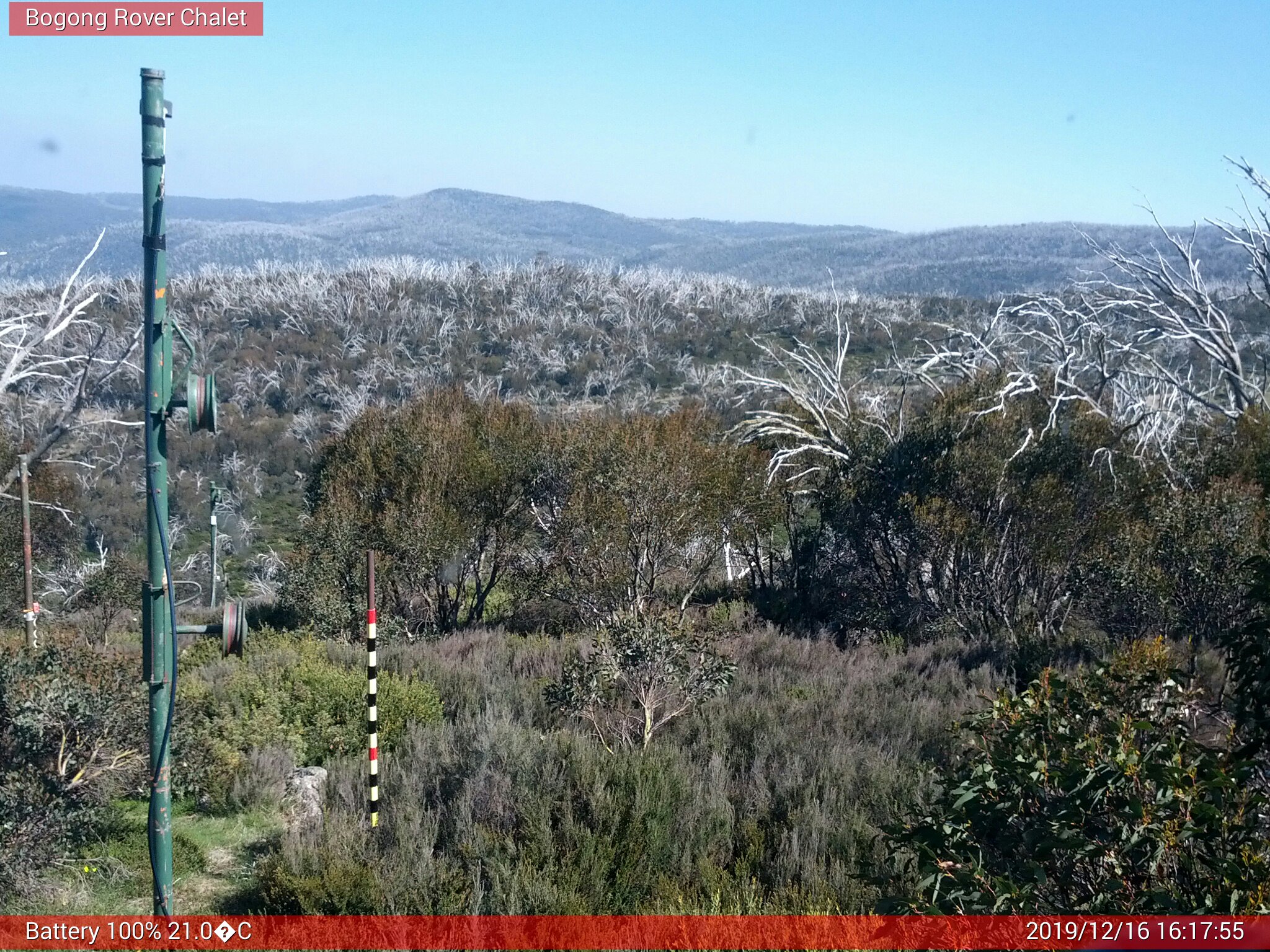 Bogong Web Cam 4:17pm Monday 16th of December 2019