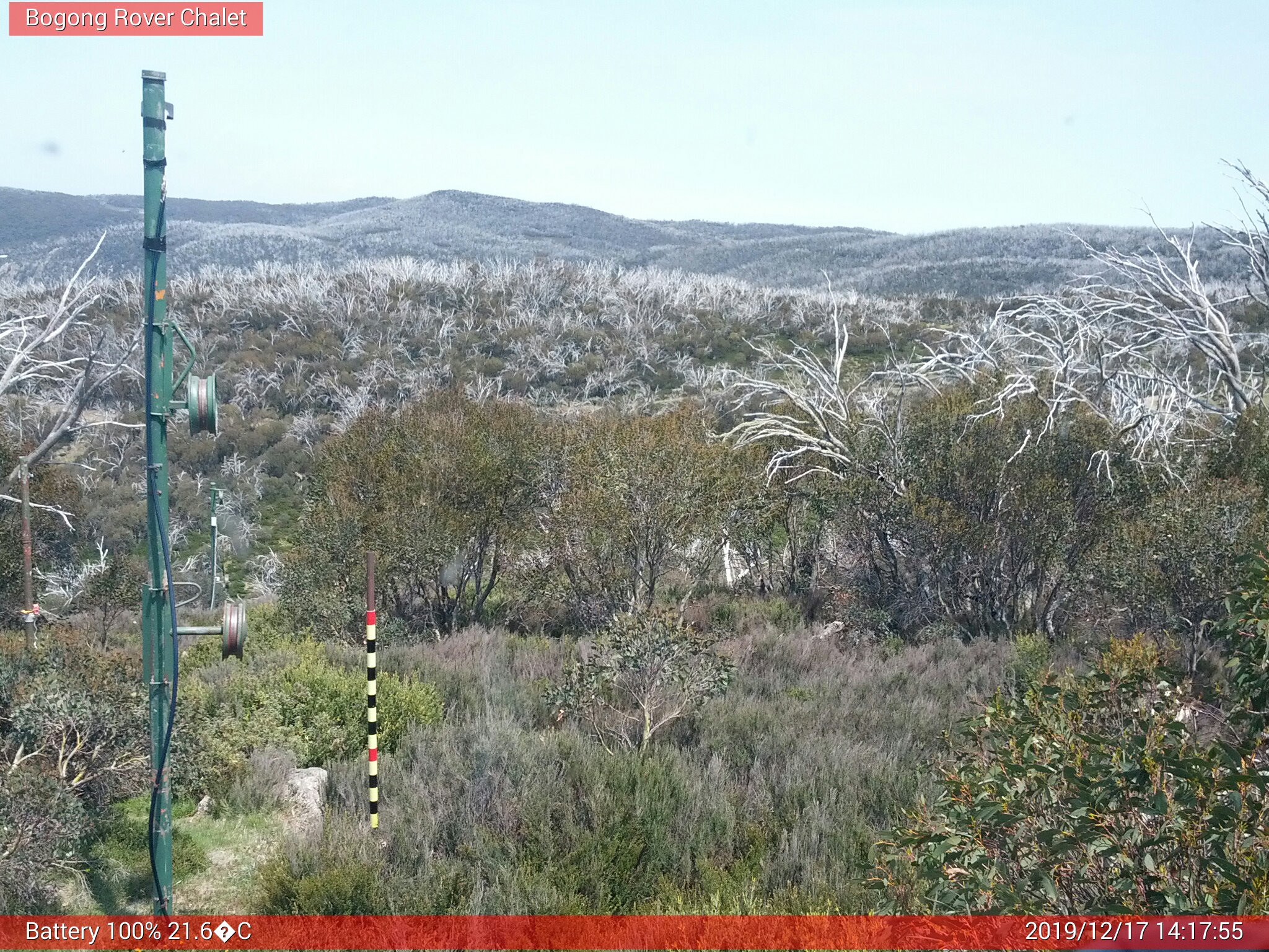 Bogong Web Cam 2:17pm Tuesday 17th of December 2019