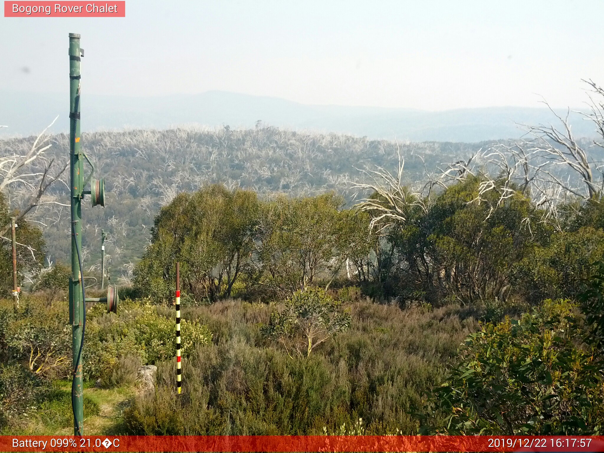 Bogong Web Cam 4:17pm Sunday 22nd of December 2019