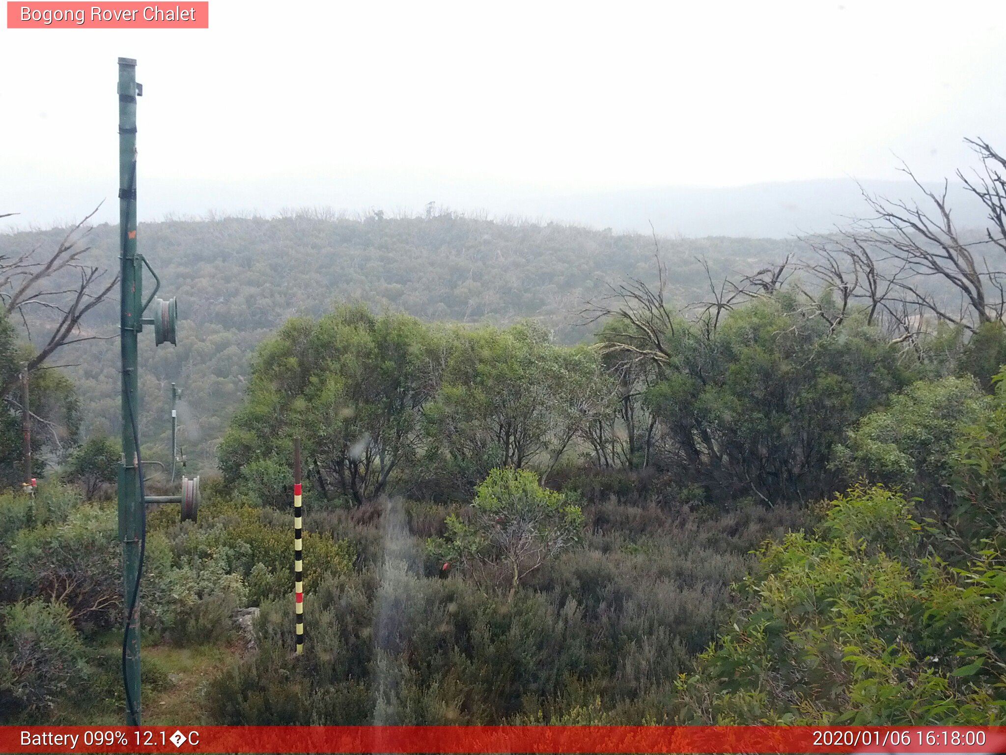 Bogong Web Cam 4:18pm Monday 6th of January 2020