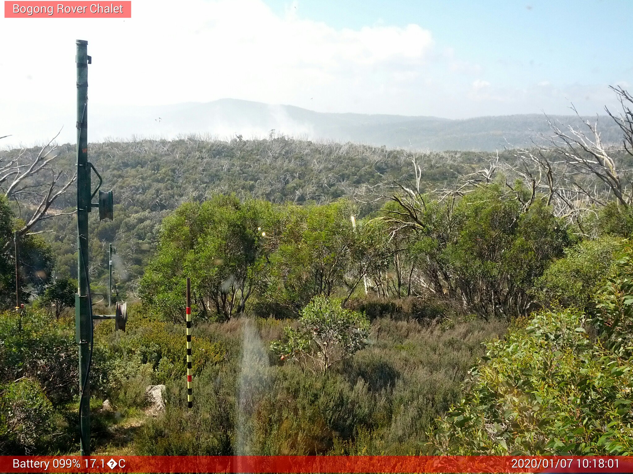 Bogong Web Cam 10:18am Tuesday 7th of January 2020