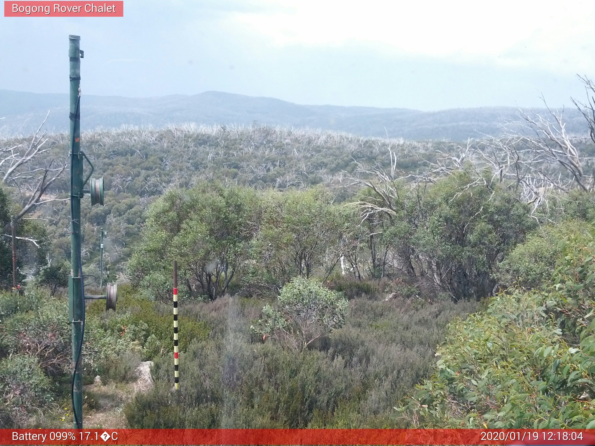 Bogong Web Cam 12:18pm Sunday 19th of January 2020