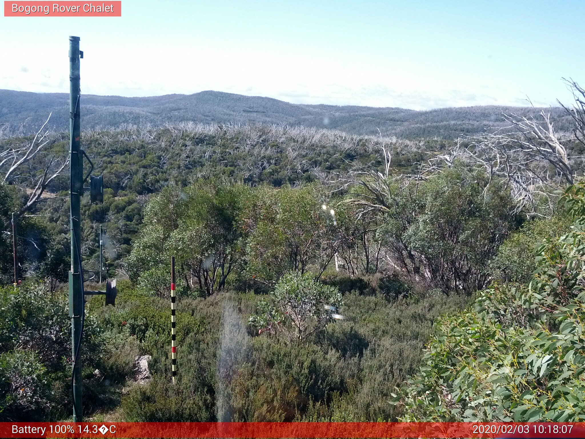 Bogong Web Cam 10:18am Monday 3rd of February 2020