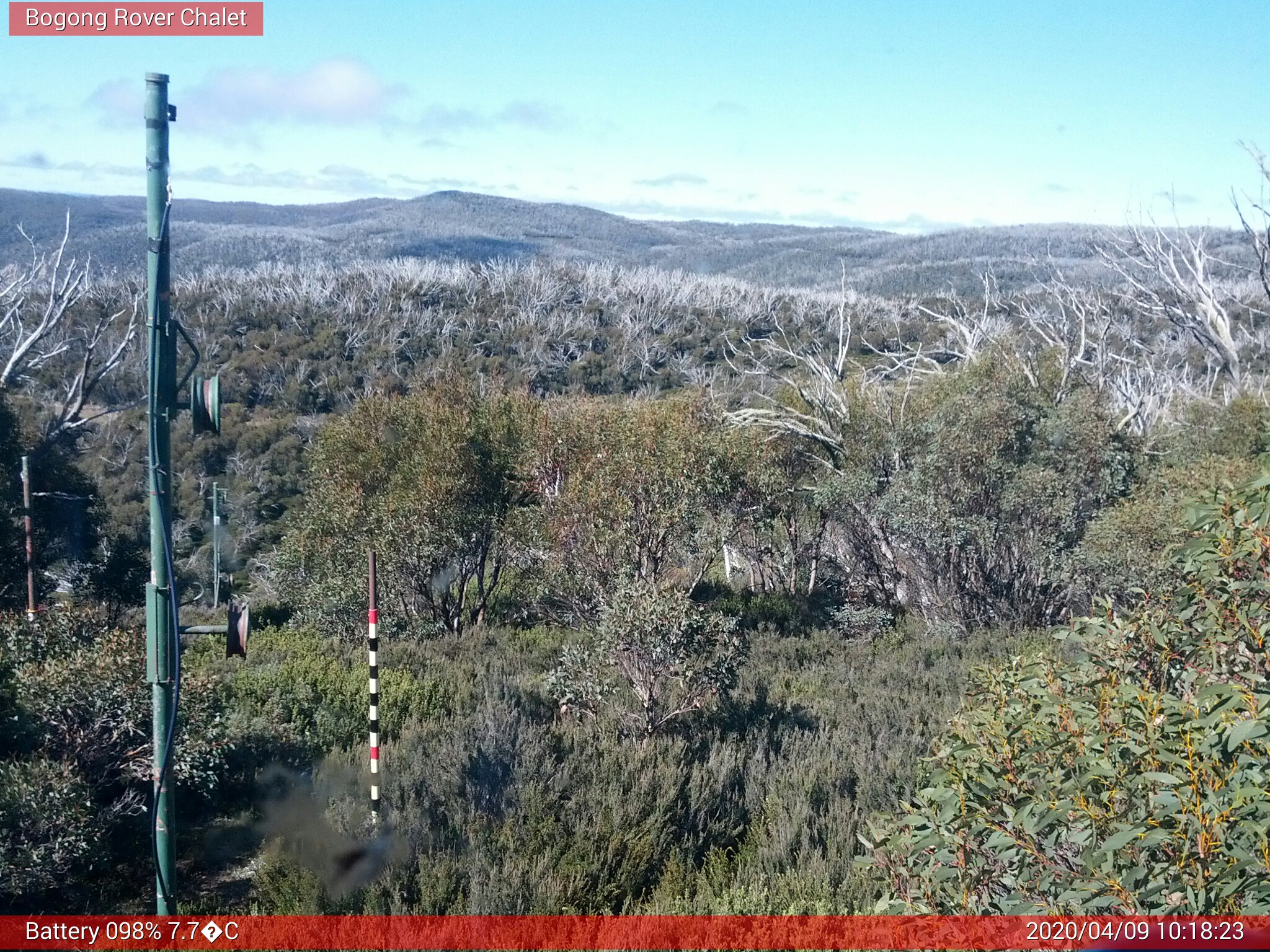 Bogong Web Cam 10:18am Thursday 9th of April 2020