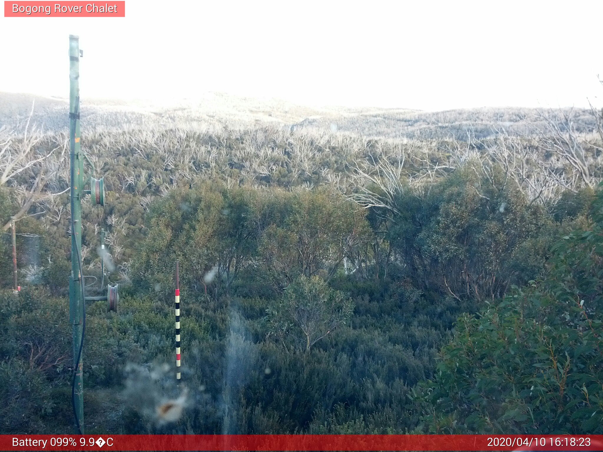 Bogong Web Cam 4:18pm Friday 10th of April 2020