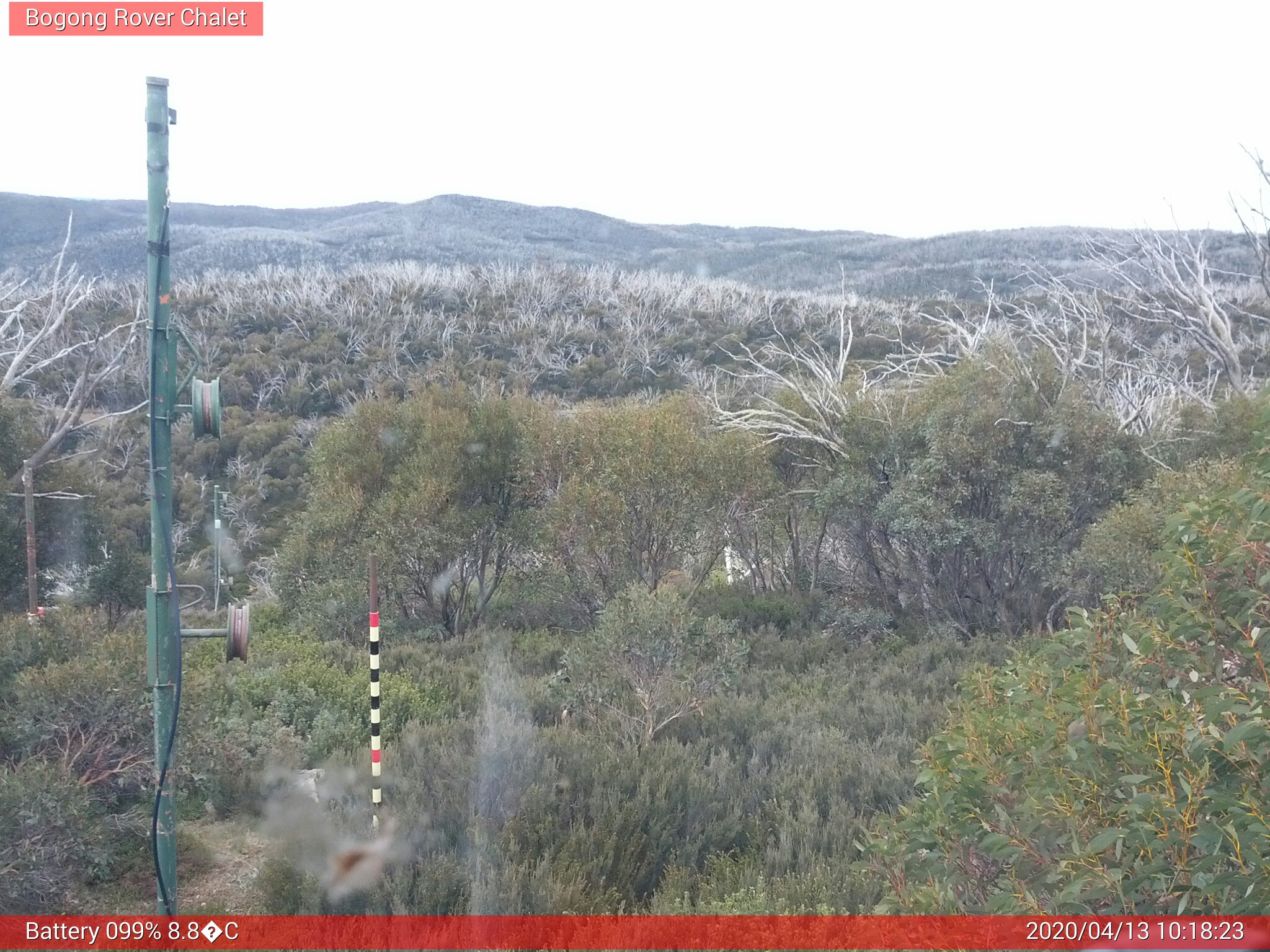 Bogong Web Cam 10:18am Monday 13th of April 2020