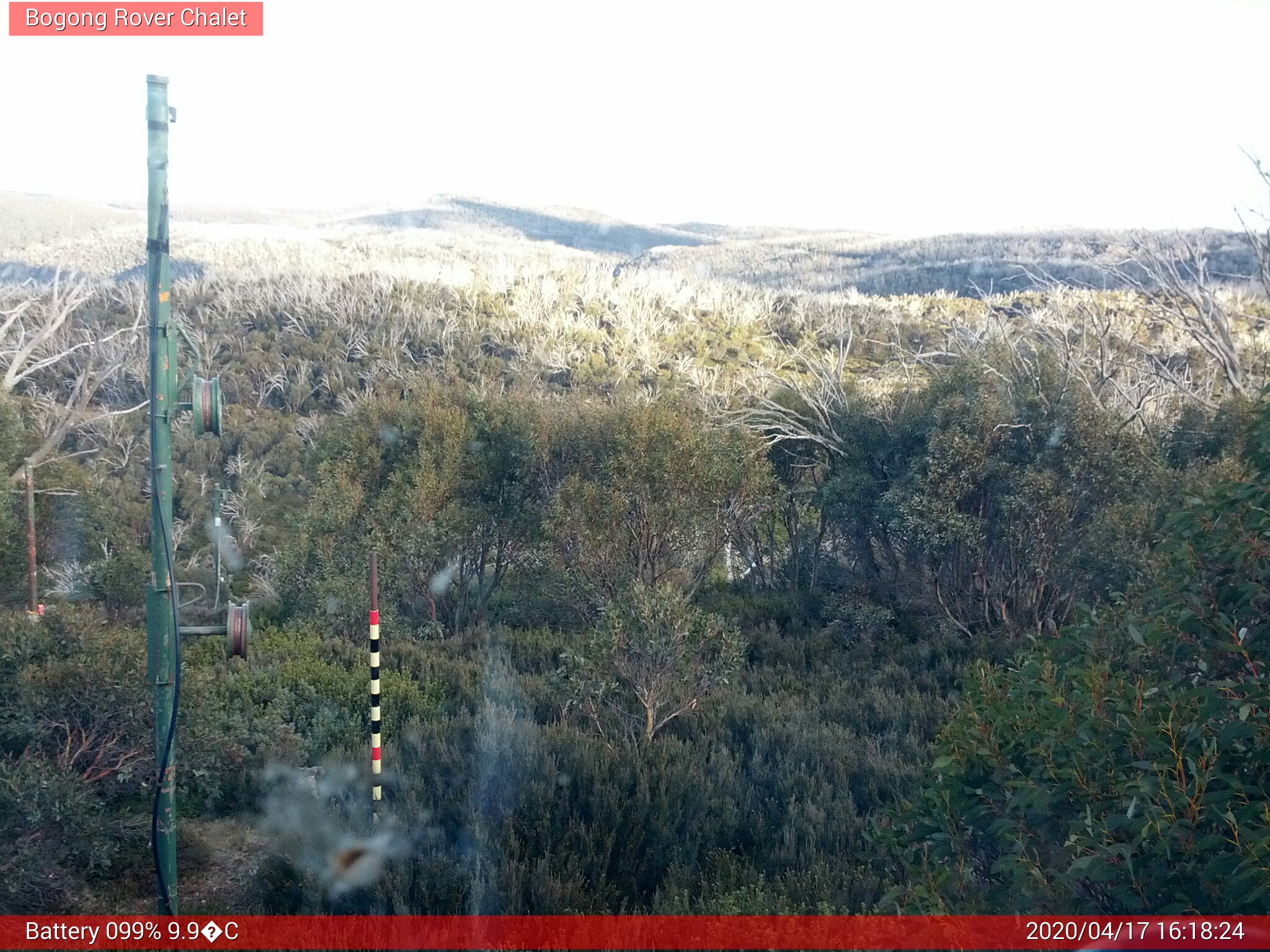 Bogong Web Cam 4:18pm Friday 17th of April 2020