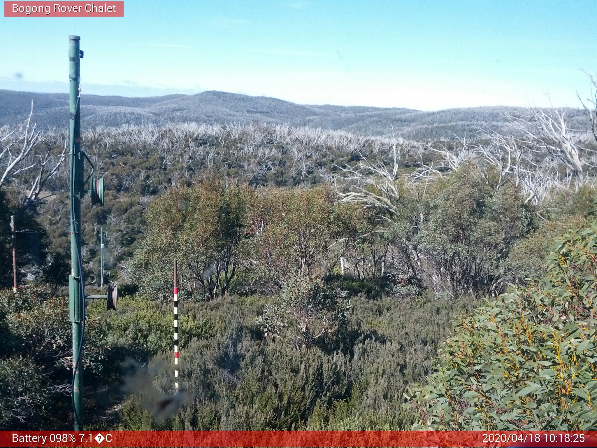 Bogong Web Cam 10:18am Saturday 18th of April 2020