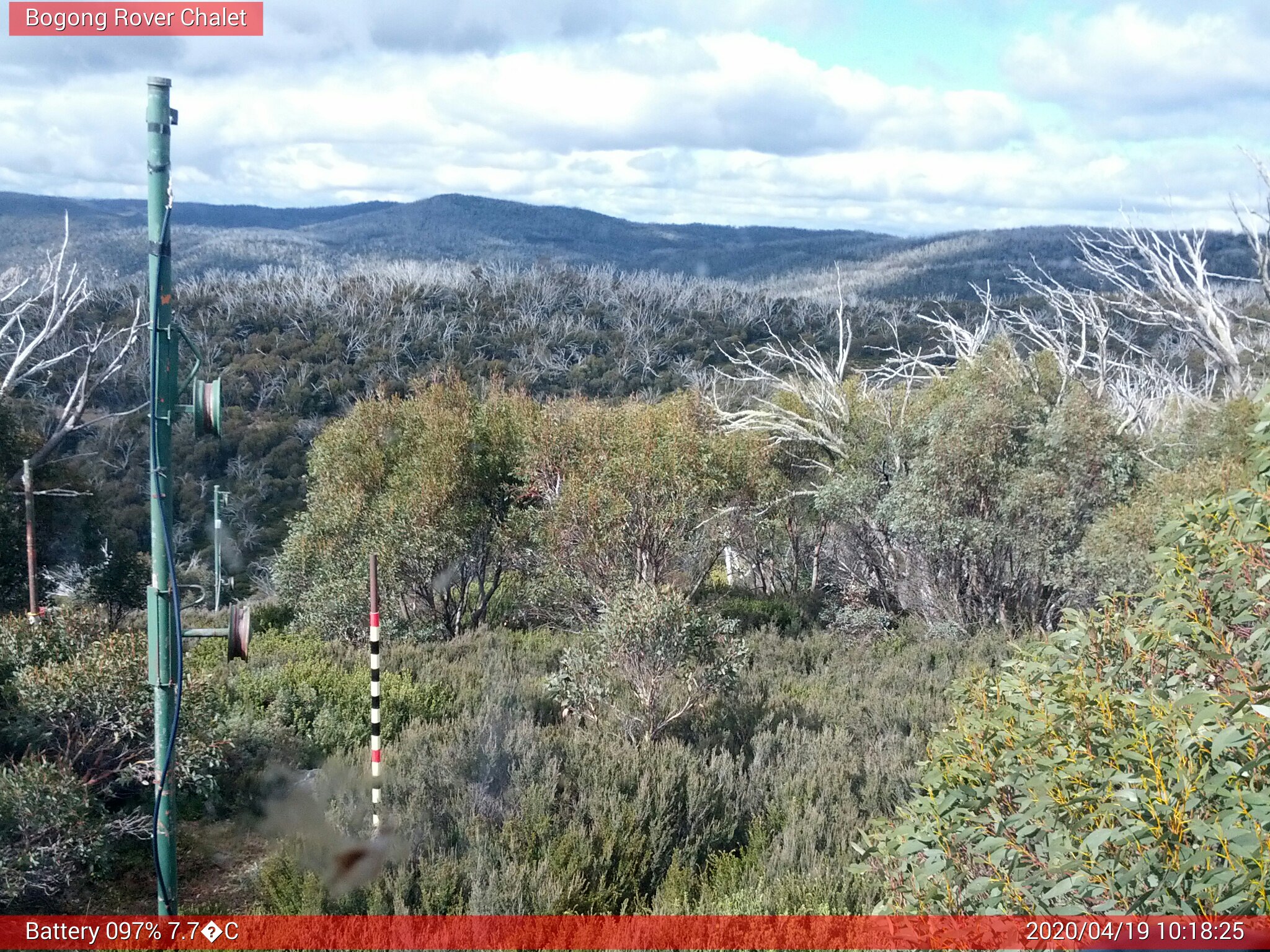 Bogong Web Cam 10:18am Sunday 19th of April 2020