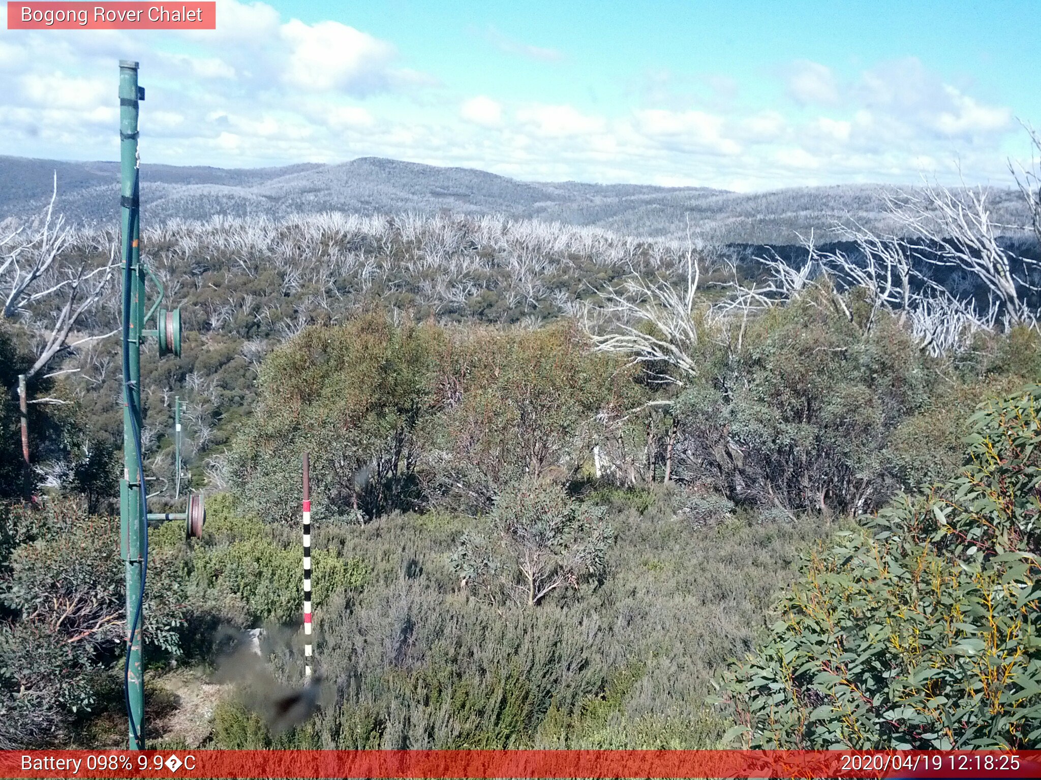 Bogong Web Cam 12:18pm Sunday 19th of April 2020