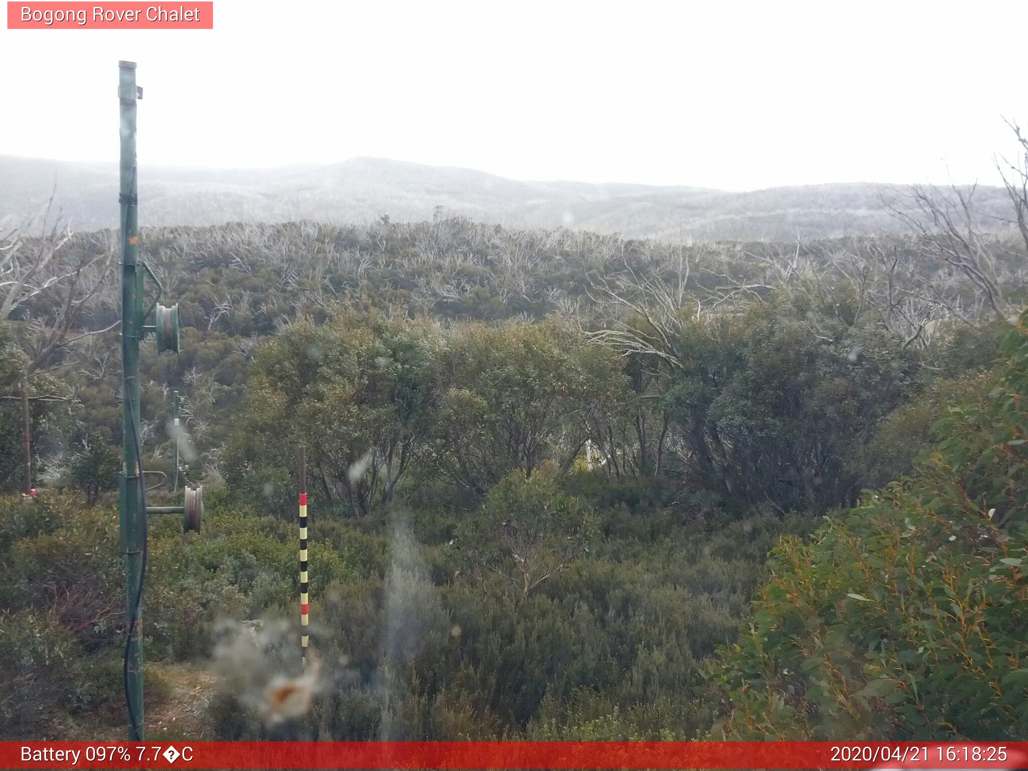 Bogong Web Cam 4:18pm Tuesday 21st of April 2020