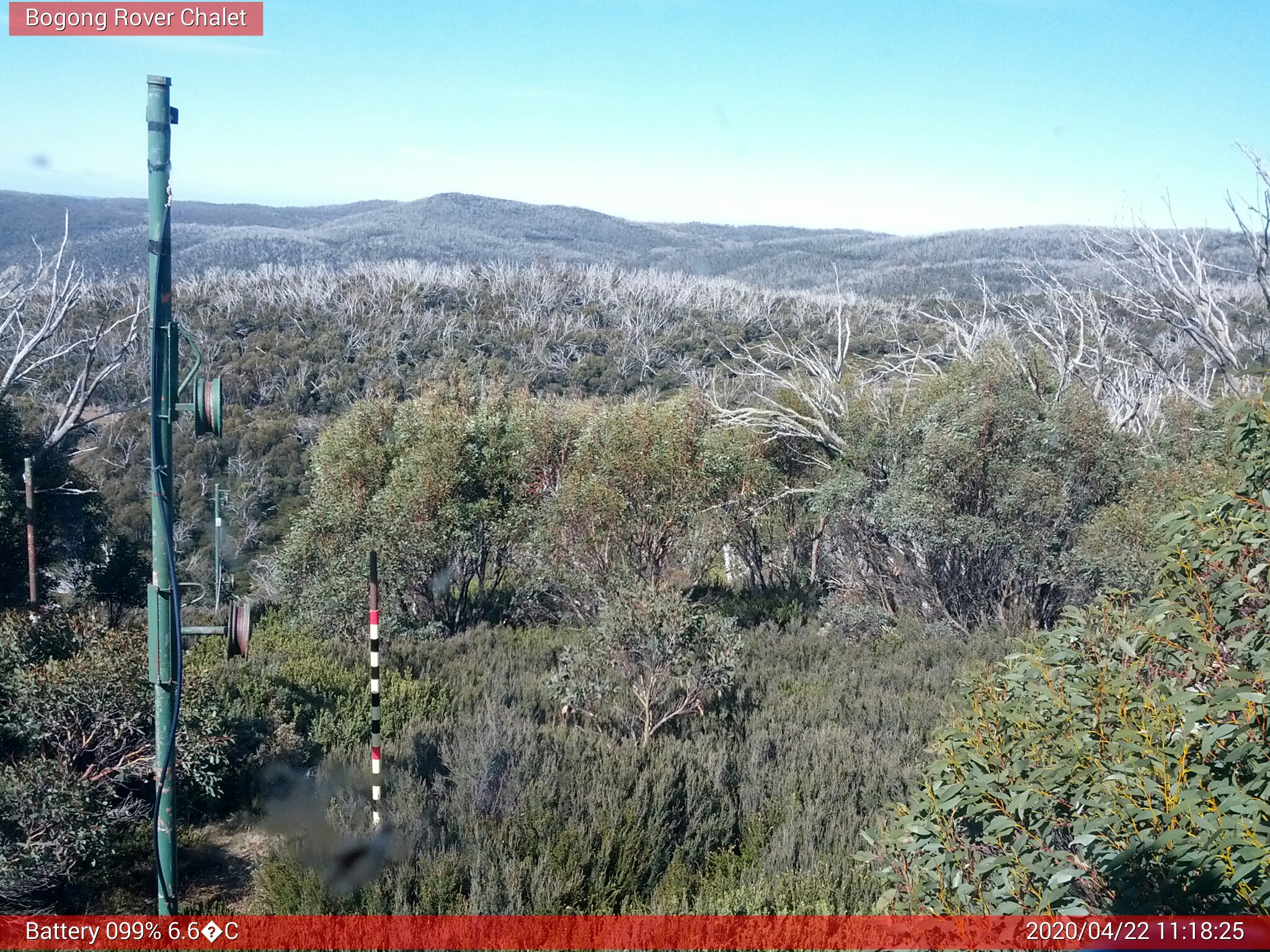 Bogong Web Cam 11:18am Wednesday 22nd of April 2020