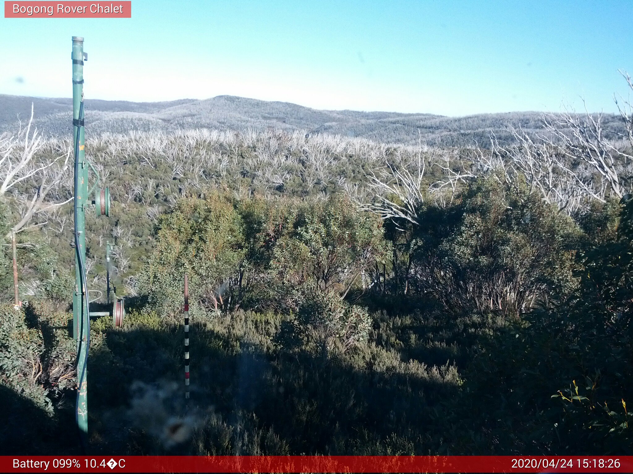 Bogong Web Cam 3:18pm Friday 24th of April 2020