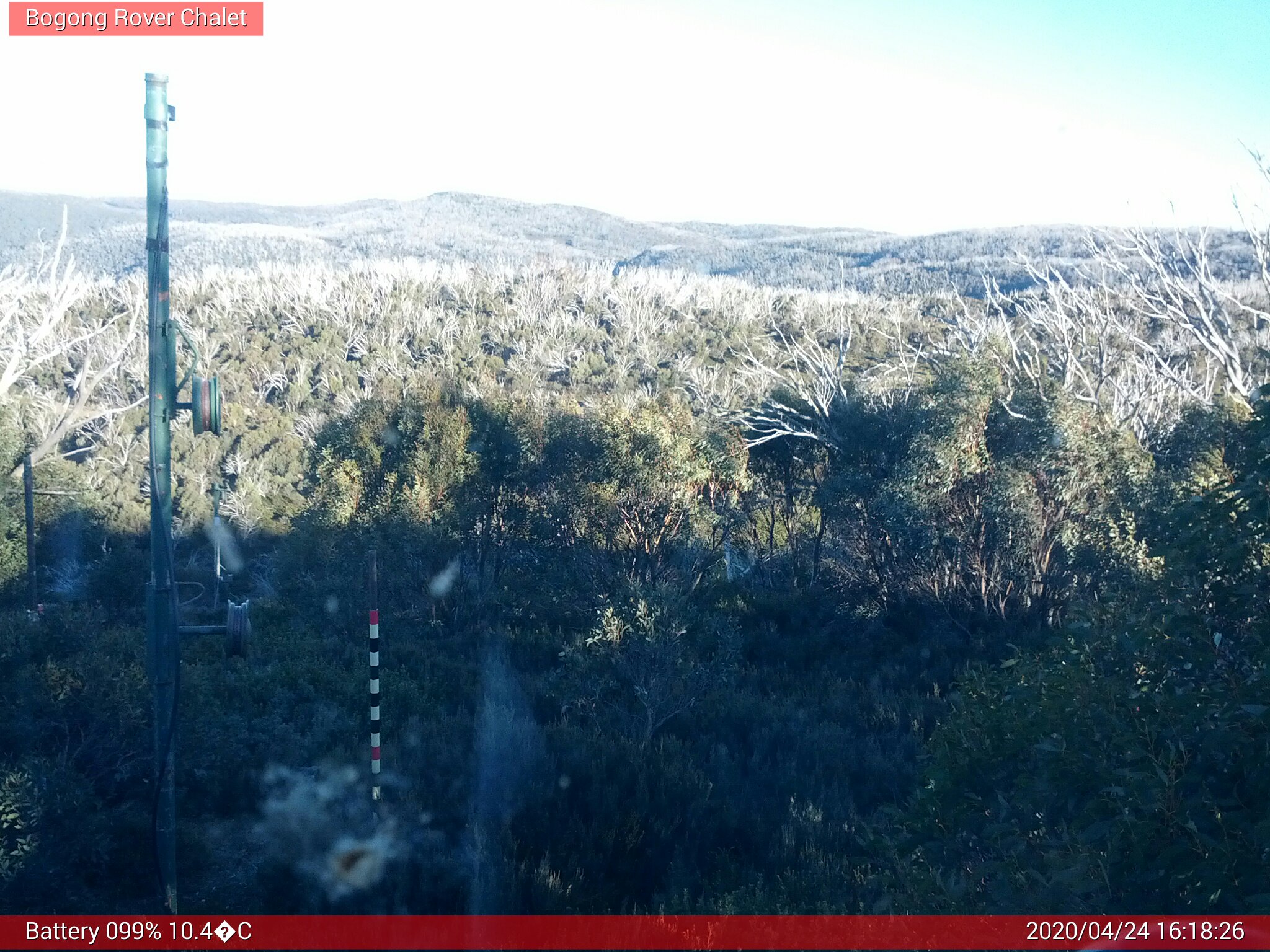 Bogong Web Cam 4:18pm Friday 24th of April 2020