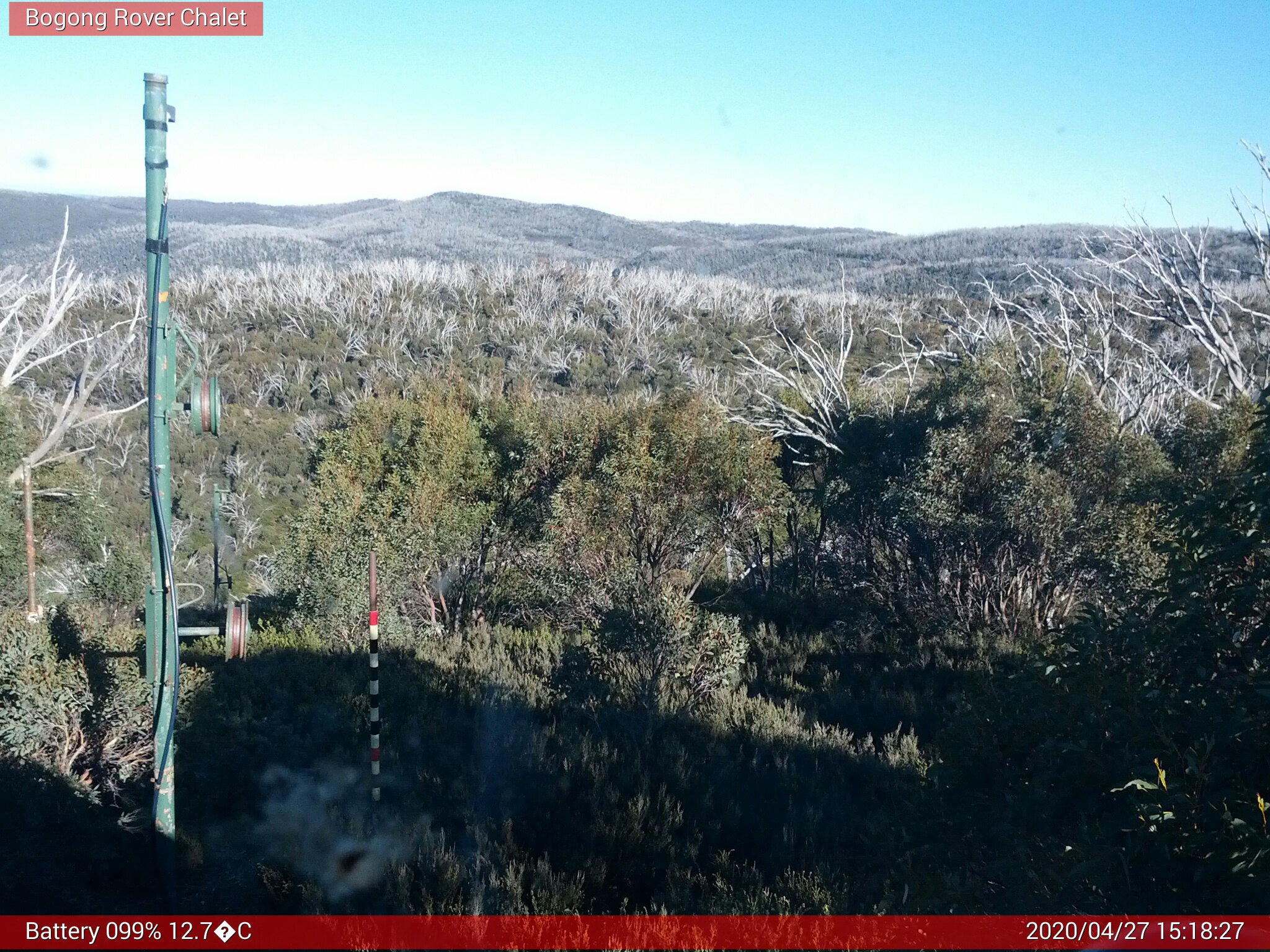 Bogong Web Cam 3:18pm Monday 27th of April 2020