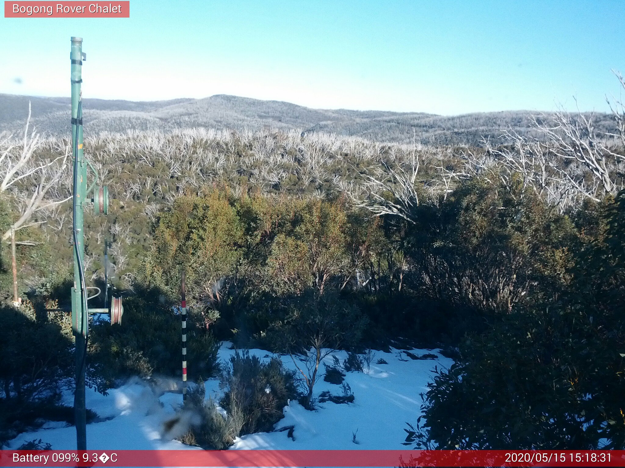 Bogong Web Cam 3:18pm Friday 15th of May 2020