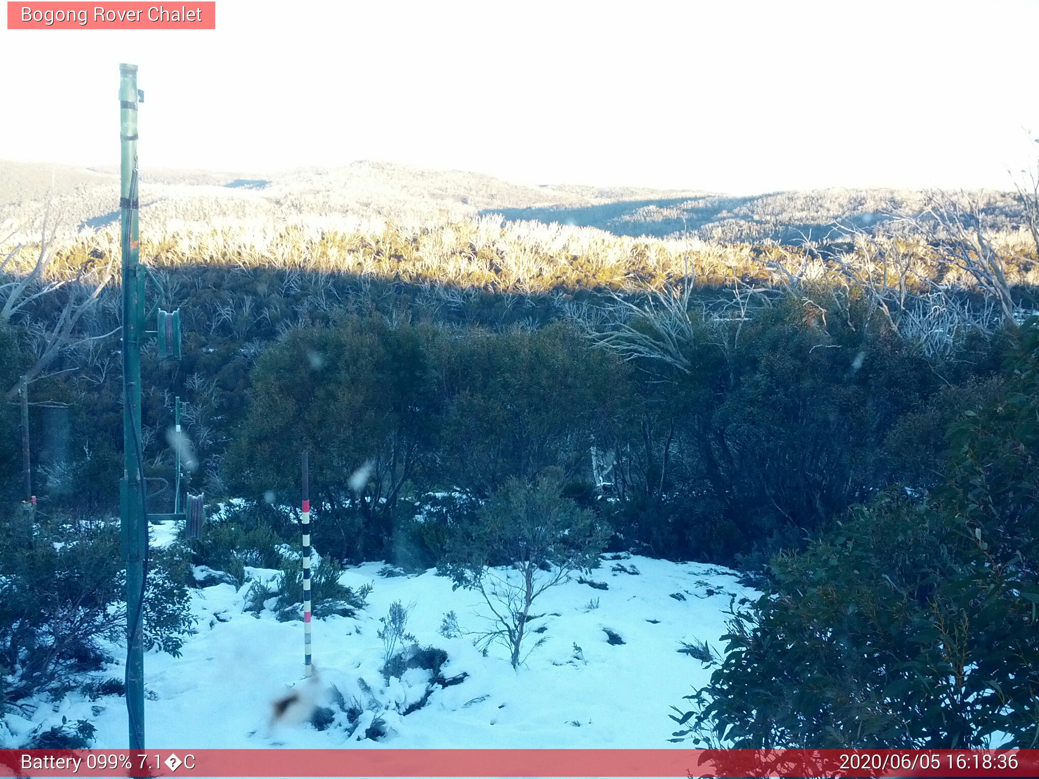 Bogong Web Cam 4:18pm Friday 5th of June 2020