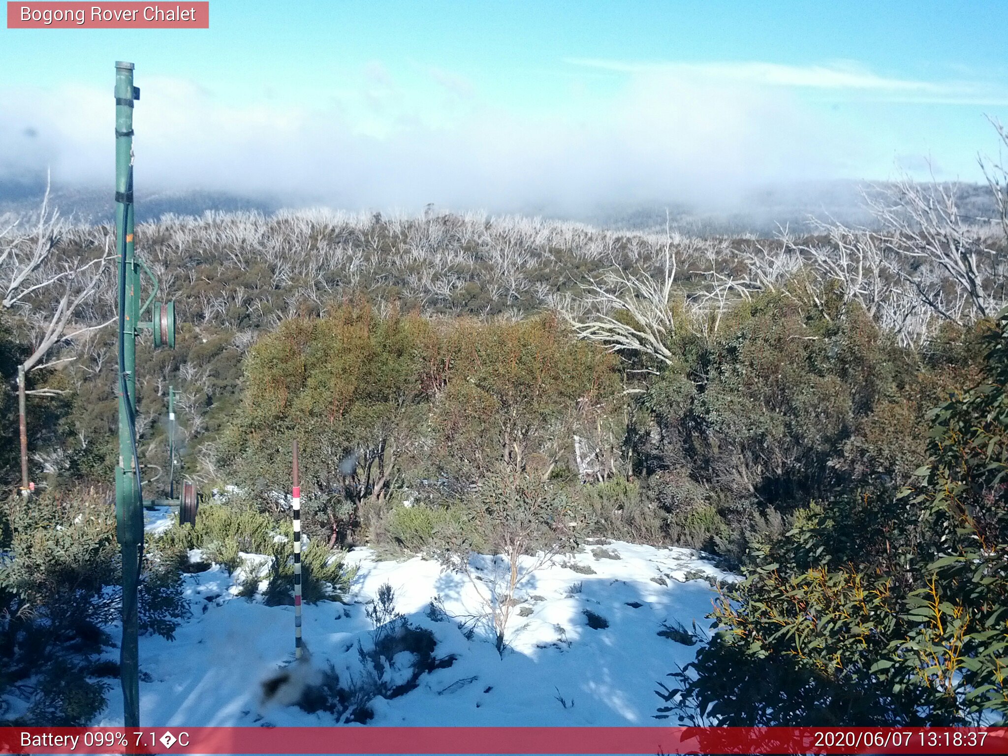 Bogong Web Cam 1:18pm Sunday 7th of June 2020