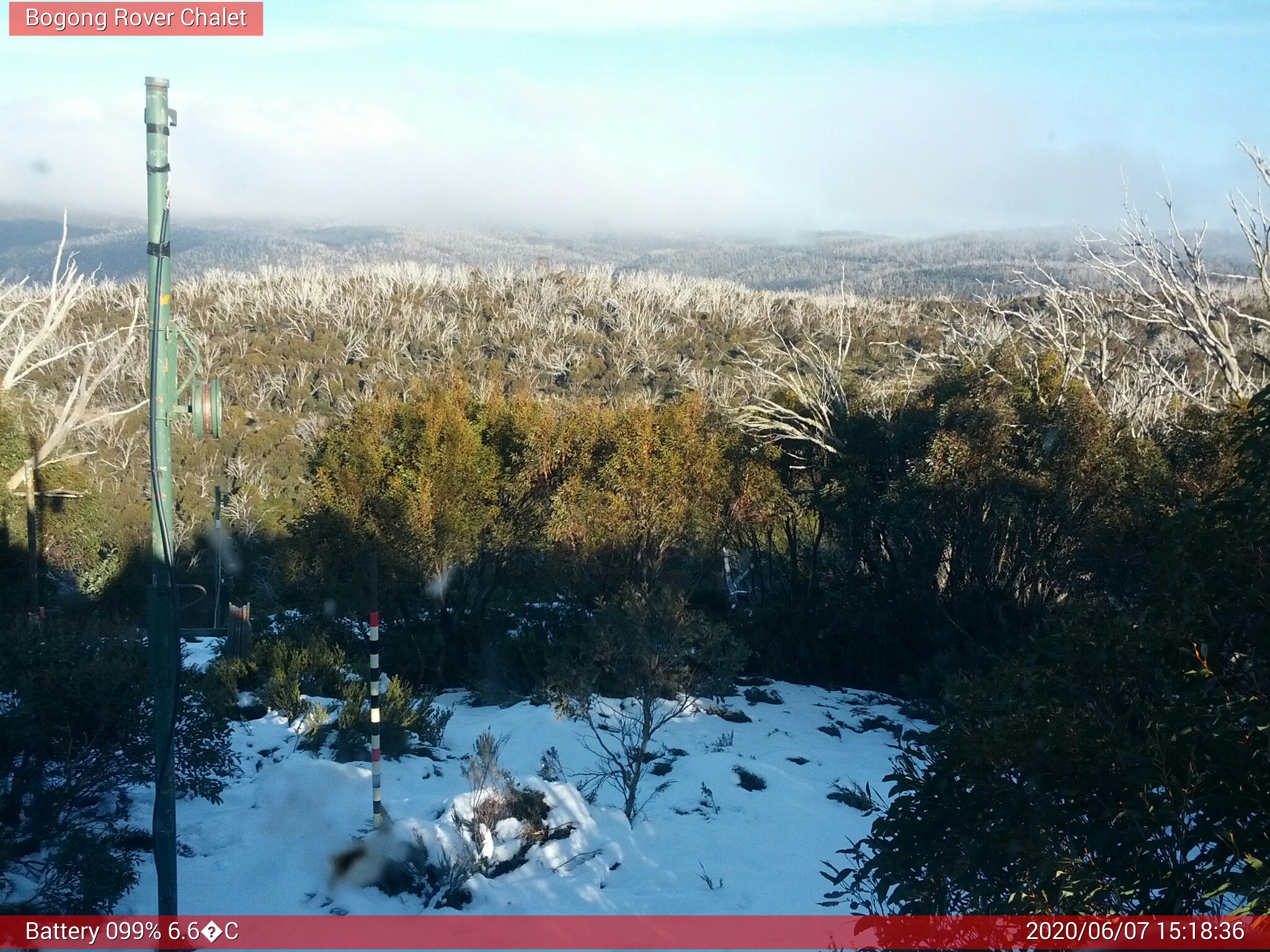 Bogong Web Cam 3:18pm Sunday 7th of June 2020