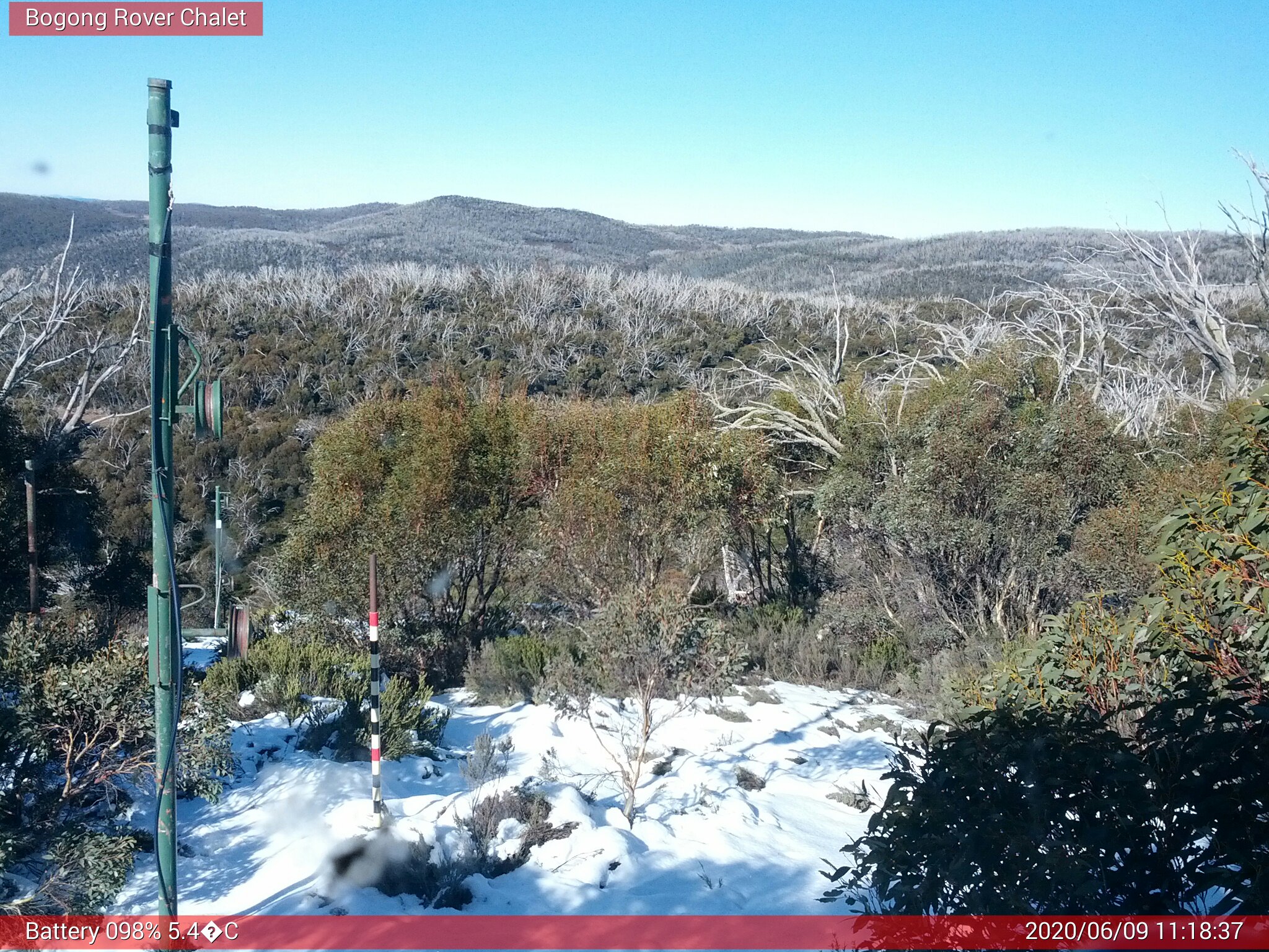 Bogong Web Cam 11:18am Tuesday 9th of June 2020