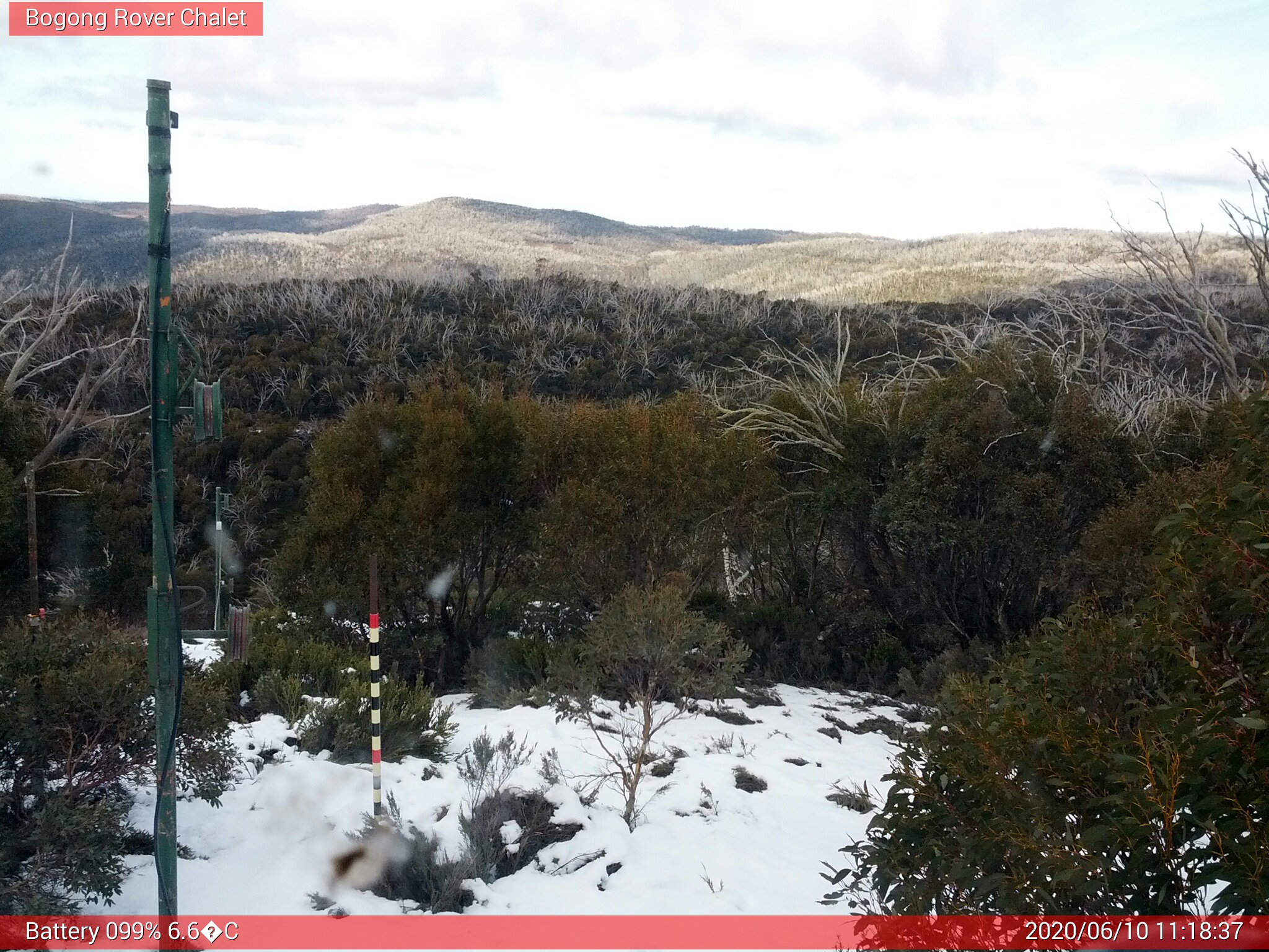 Bogong Web Cam 11:18am Wednesday 10th of June 2020