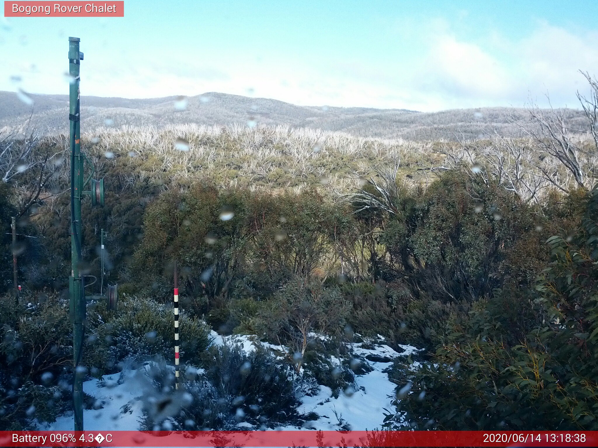 Bogong Web Cam 1:18pm Sunday 14th of June 2020