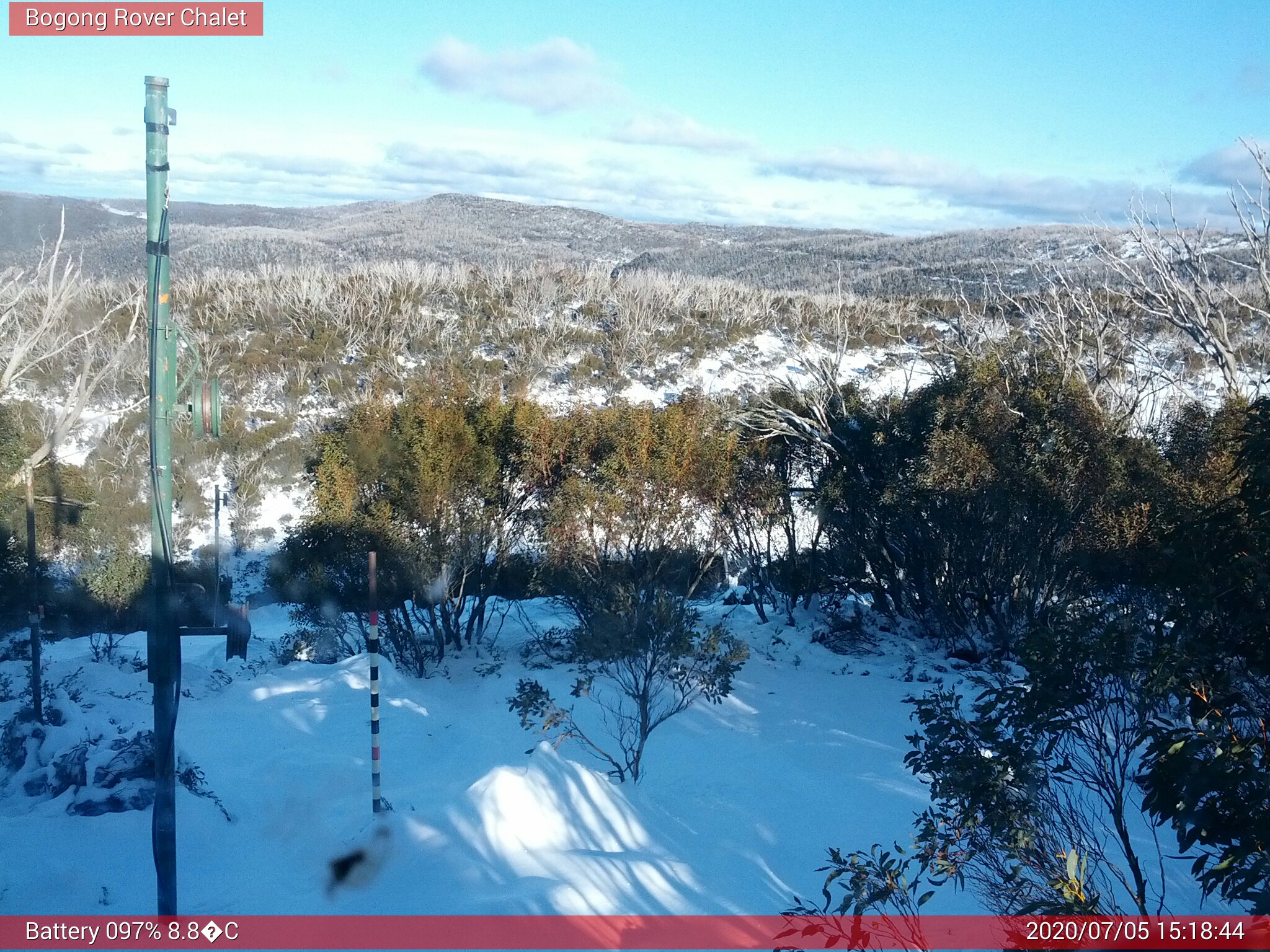 Bogong Web Cam 3:18pm Sunday 5th of July 2020