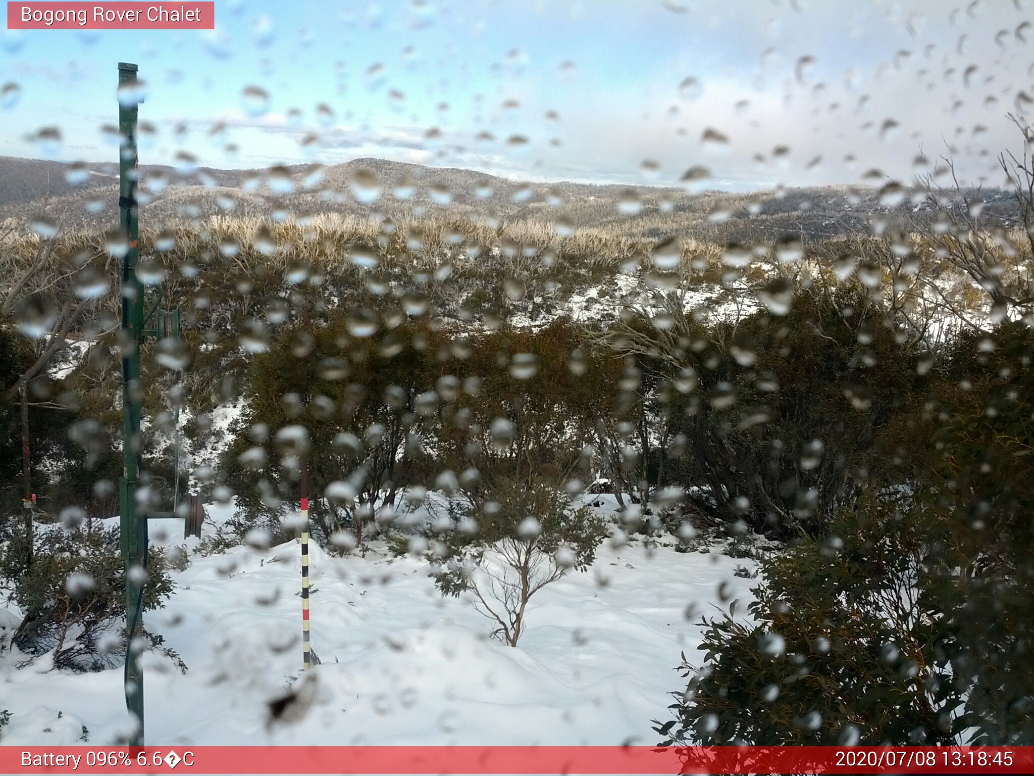 Bogong Web Cam 1:18pm Wednesday 8th of July 2020