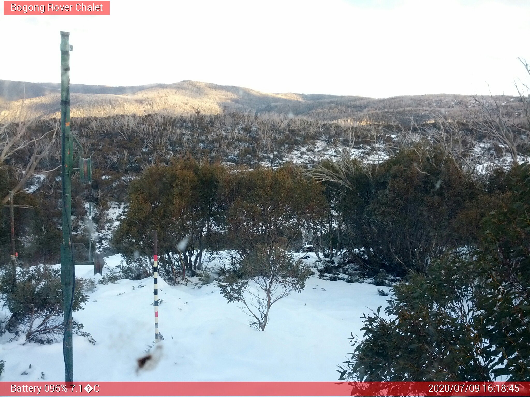 Bogong Web Cam 4:18pm Thursday 9th of July 2020