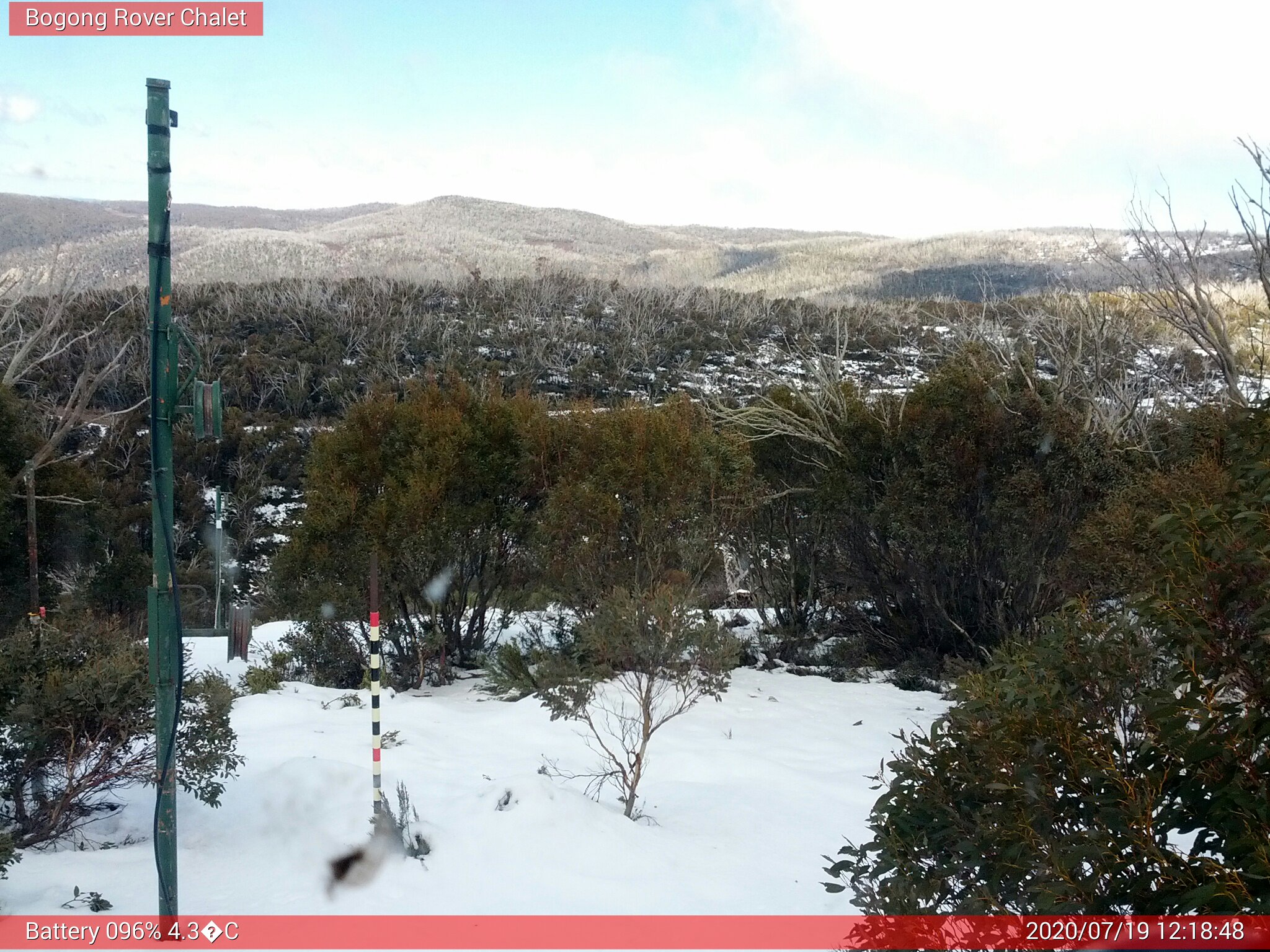 Bogong Web Cam 12:18pm Sunday 19th of July 2020