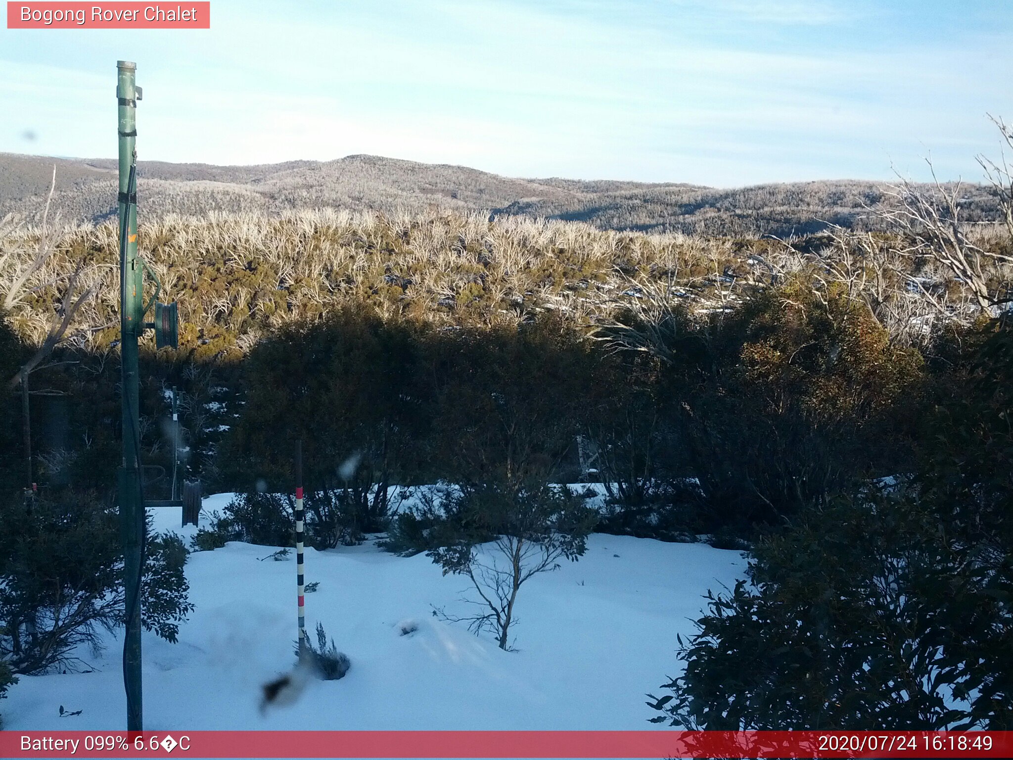 Bogong Web Cam 4:18pm Friday 24th of July 2020