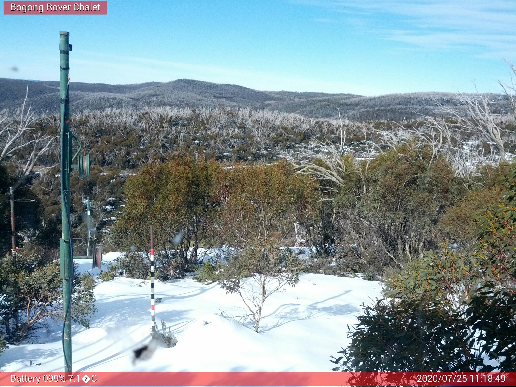 Bogong Web Cam 11:18am Saturday 25th of July 2020