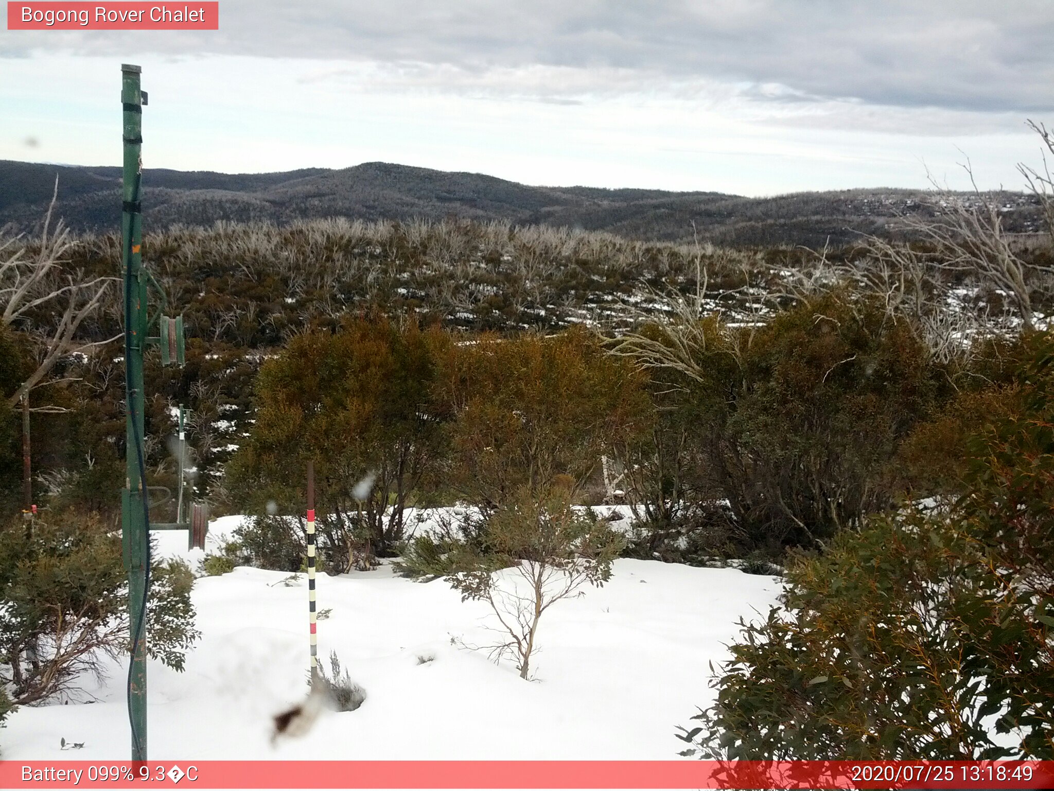 Bogong Web Cam 1:18pm Saturday 25th of July 2020