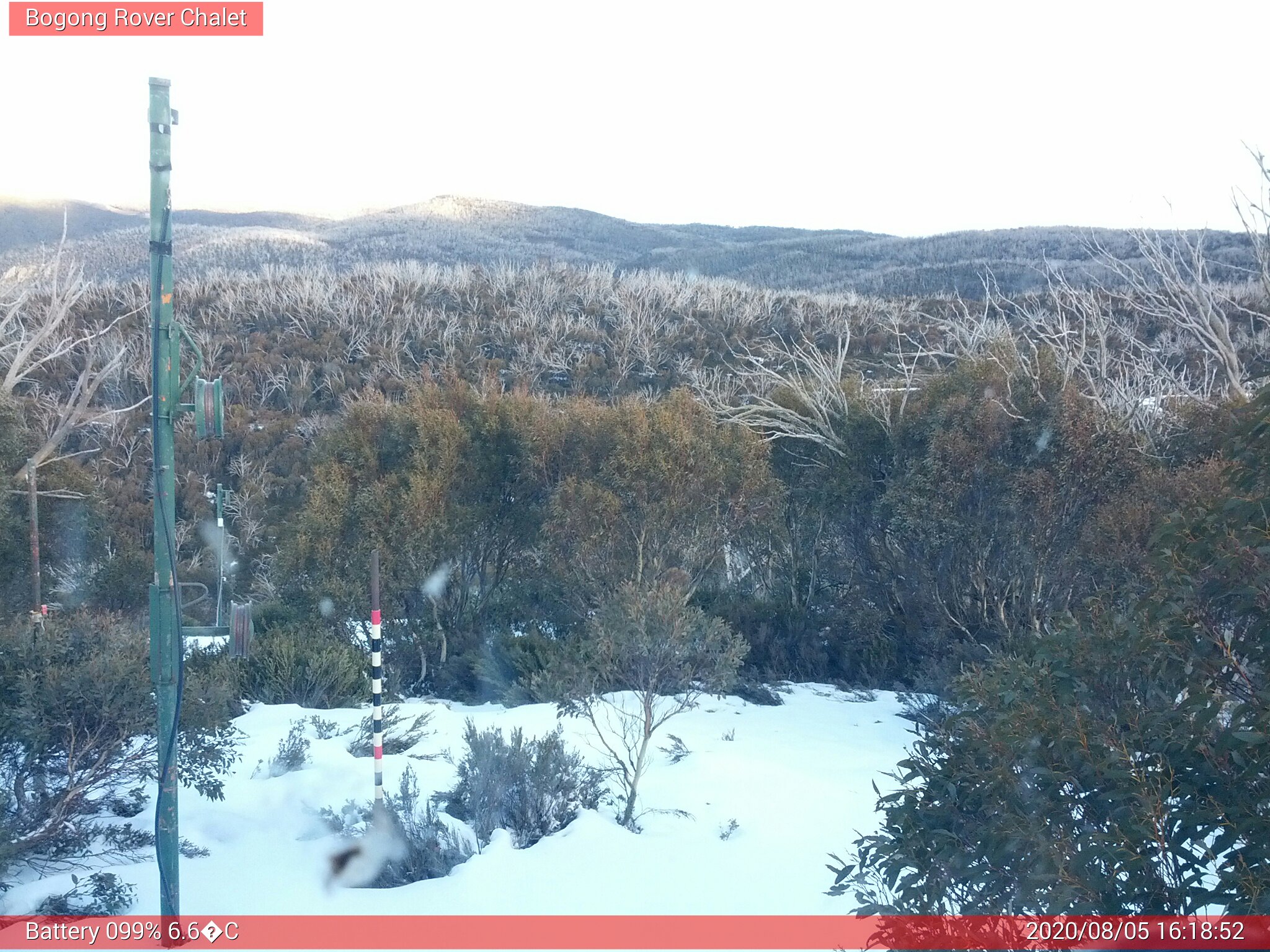 Bogong Web Cam 4:18pm Wednesday 5th of August 2020