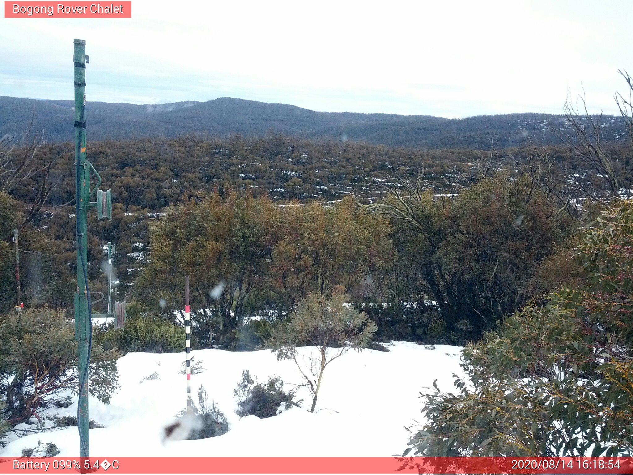 Bogong Web Cam 4:18pm Friday 14th of August 2020