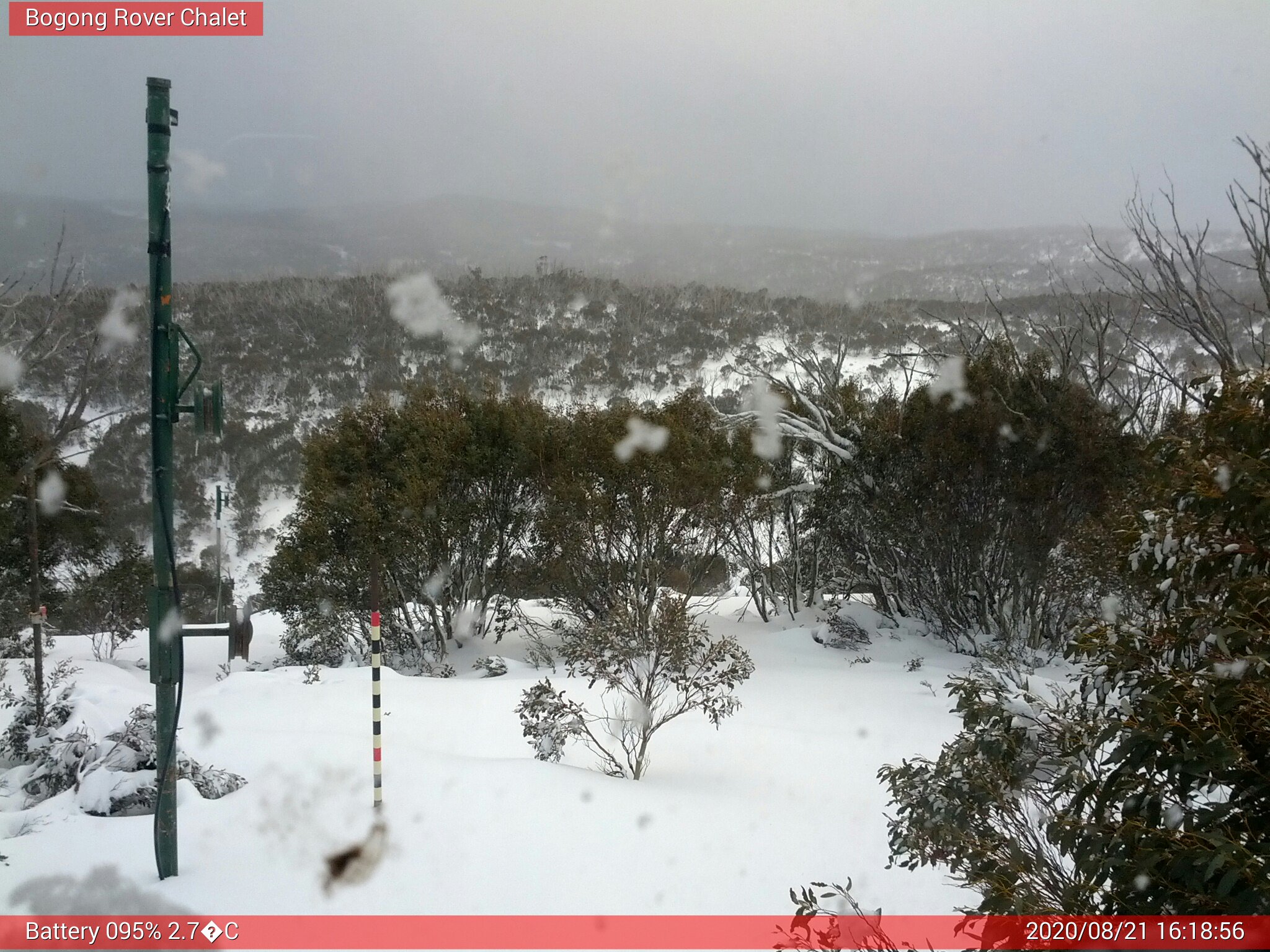 Bogong Web Cam 4:18pm Friday 21st of August 2020