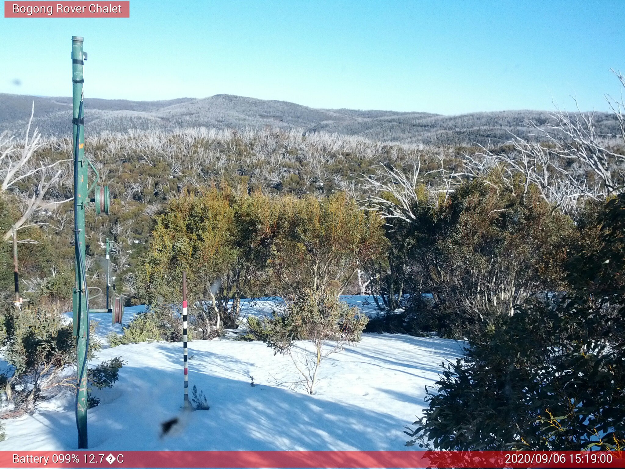 Bogong Web Cam 3:18pm Sunday 6th of September 2020