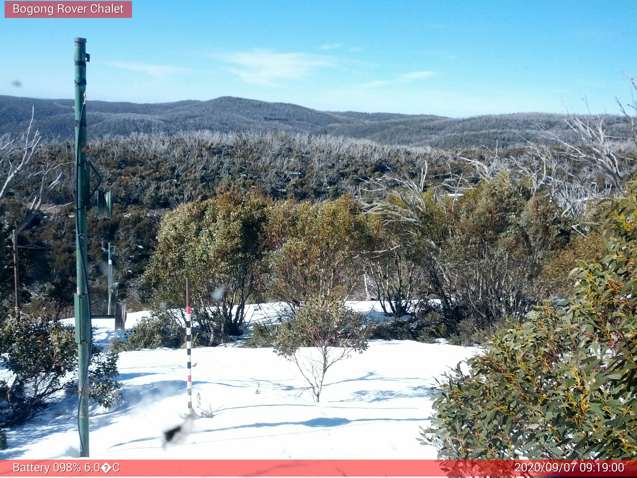 Bogong Web Cam 9:18am Monday 7th of September 2020