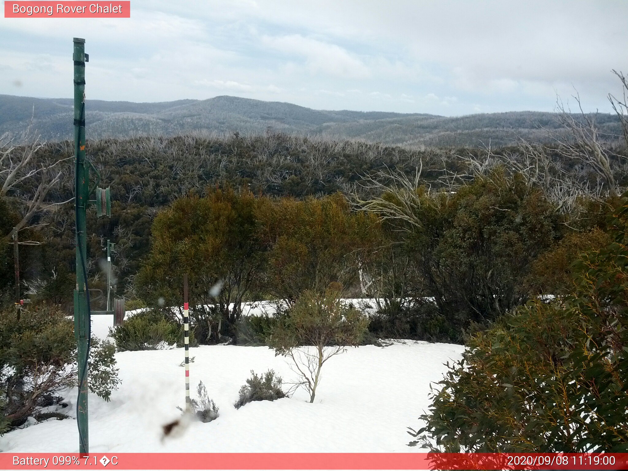 Bogong Web Cam 11:19am Tuesday 8th of September 2020