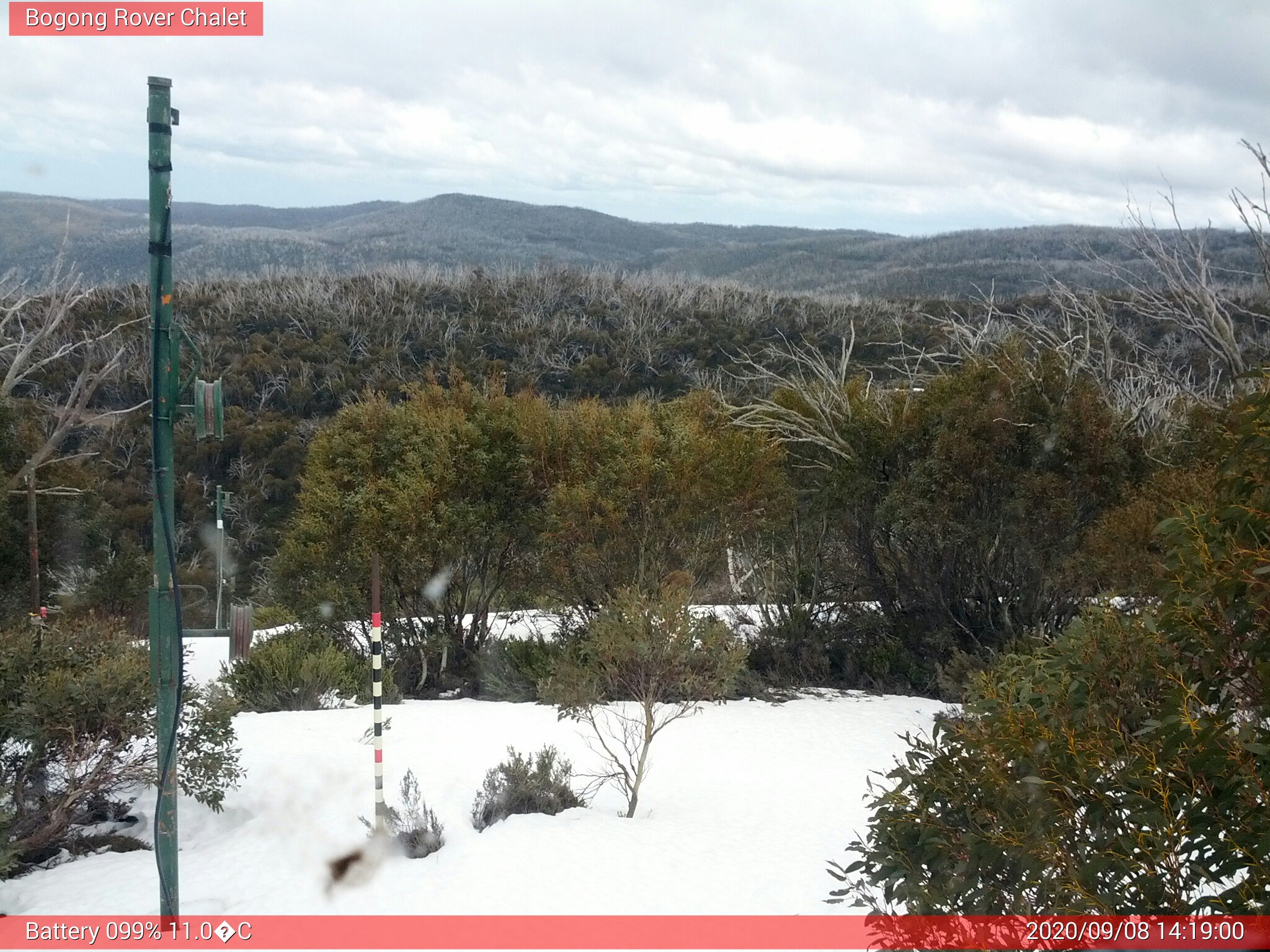 Bogong Web Cam 2:18pm Tuesday 8th of September 2020